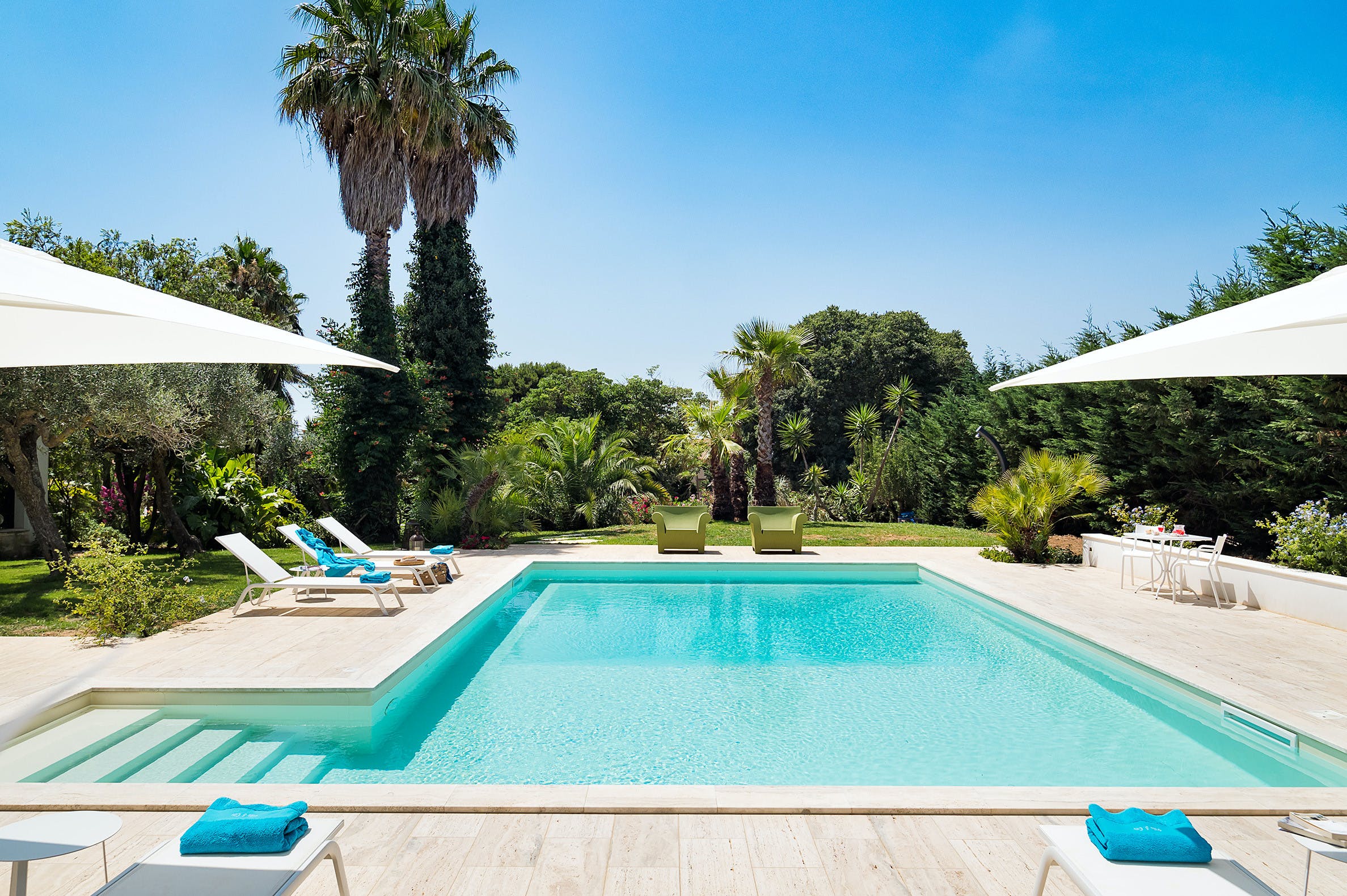 Palazzo Salemi Trapani: Spacious 5-Bedroom Apartment with Pool, Trapani, Sicily