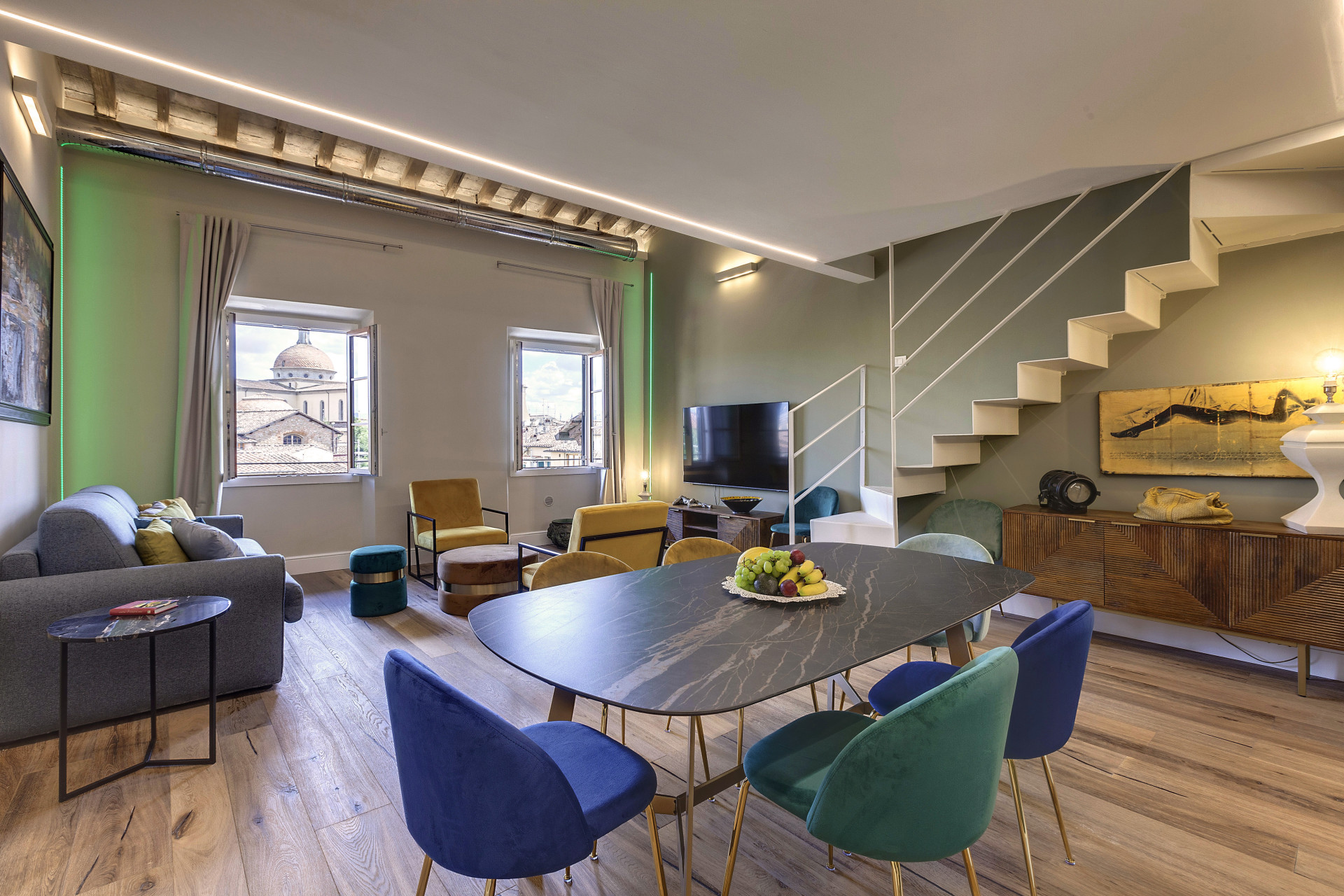 Villa Ambrato Castello Pitti: Elegant 3-Bedroom Apartment with Stunning Views, Florence