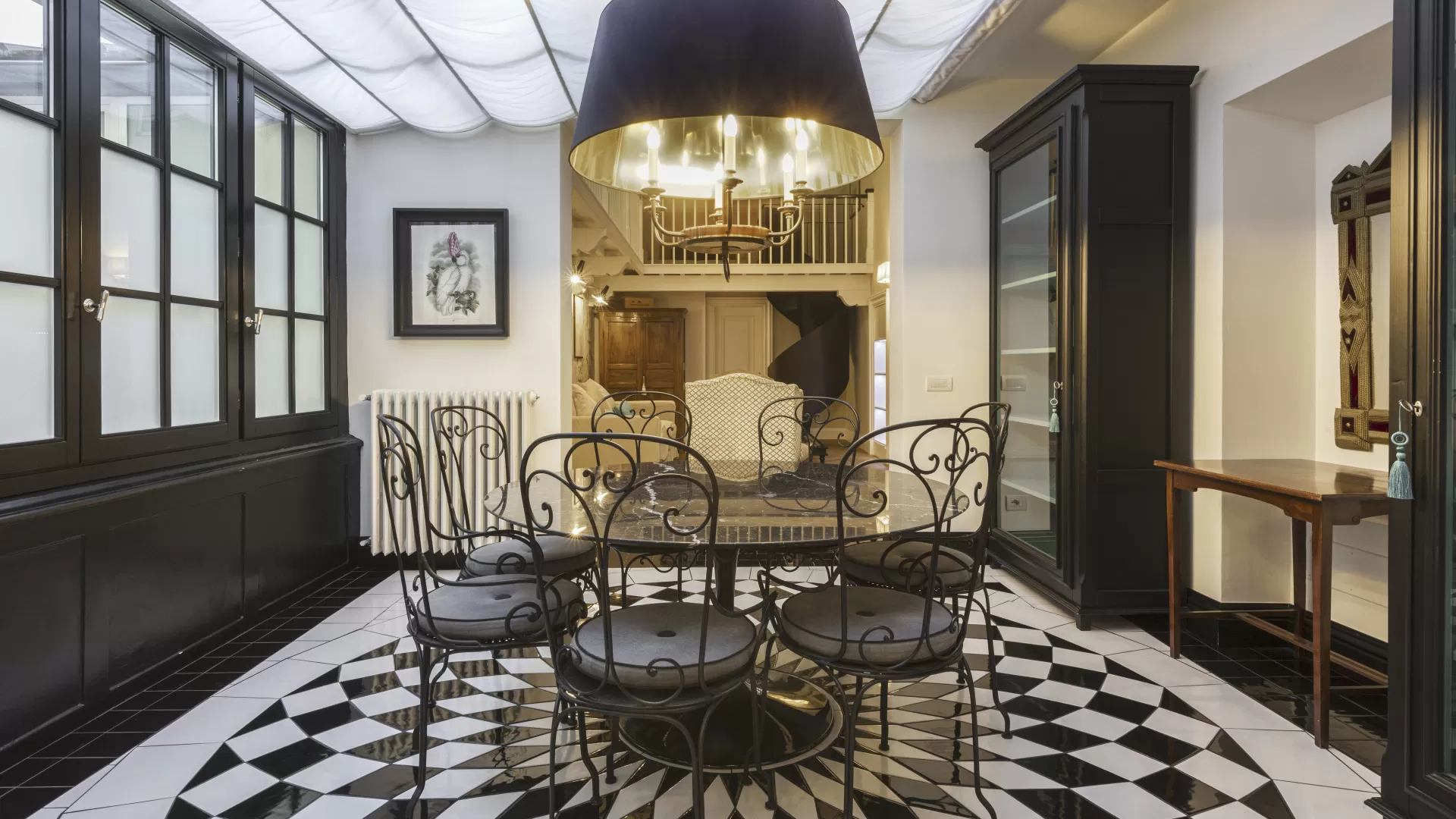 Villa Libeccio San Niccolò Ponte Vecchio: Elegant 3-Bedroom Apartment Rental with Air-Con, Ponte Vecchio