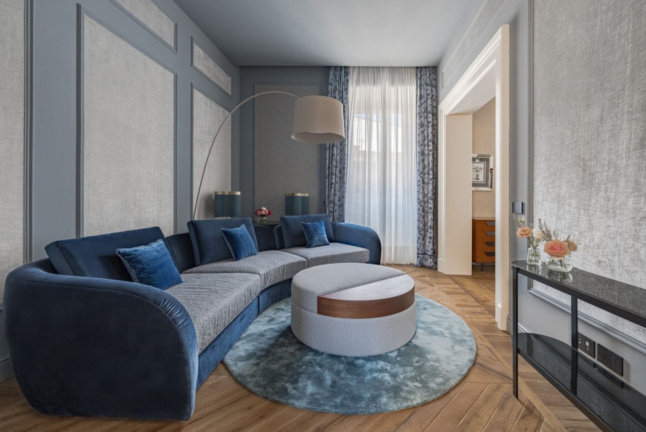 Villa Amaranto San Niccolò Ponte Vecchio: Elegant 2-Bedroom Apartment with Communal Terrace, Florence