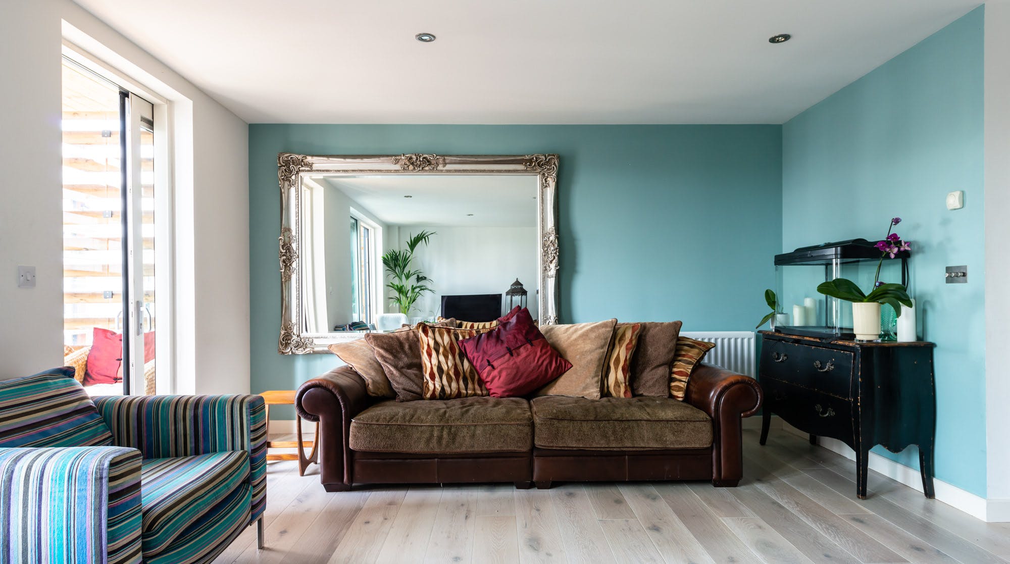 Palazzo Vestry Dalston: Spacious 4-Bedroom Apartment Rental with Air Conditioning in Dalston, London