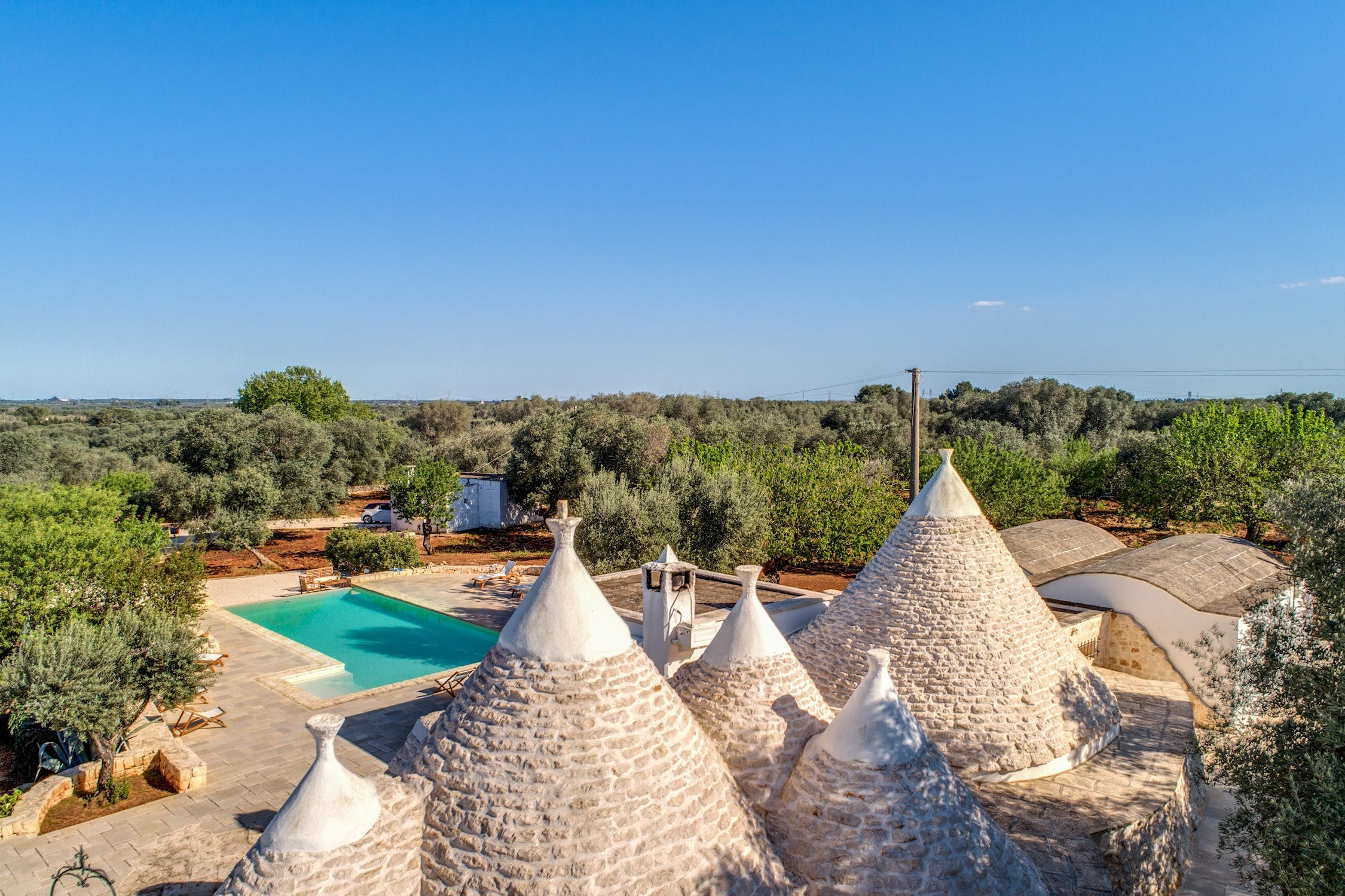 Villa Ambrato Pilone Ostuni: Luxury 4-Bedroom Villa with Private Pool and Sea Views, Ostuni