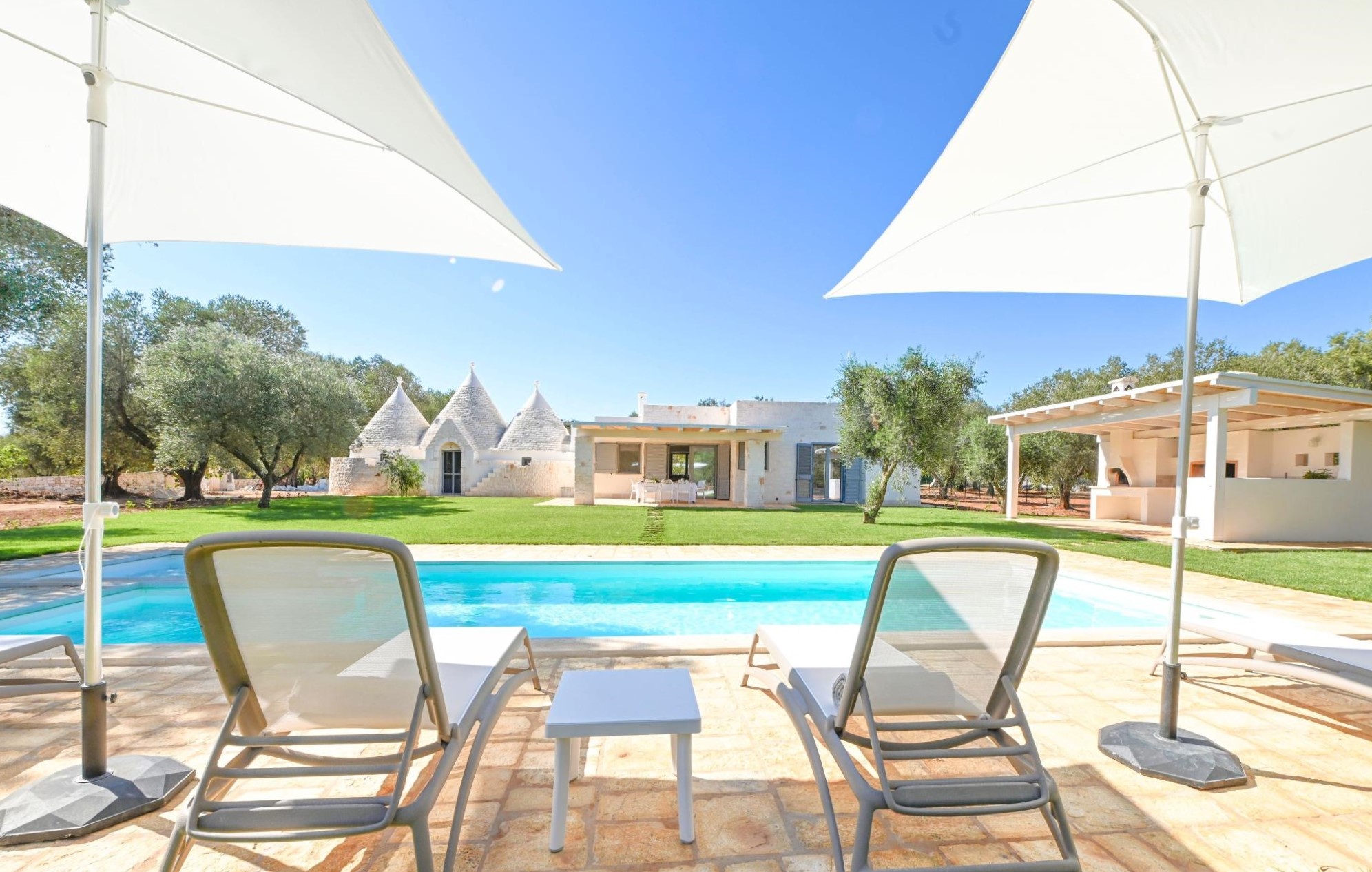 Villa Amaranto Paretone Ostuni: Luxury 3-Bedroom Villa with Private Pool and Sea Views, Ostuni