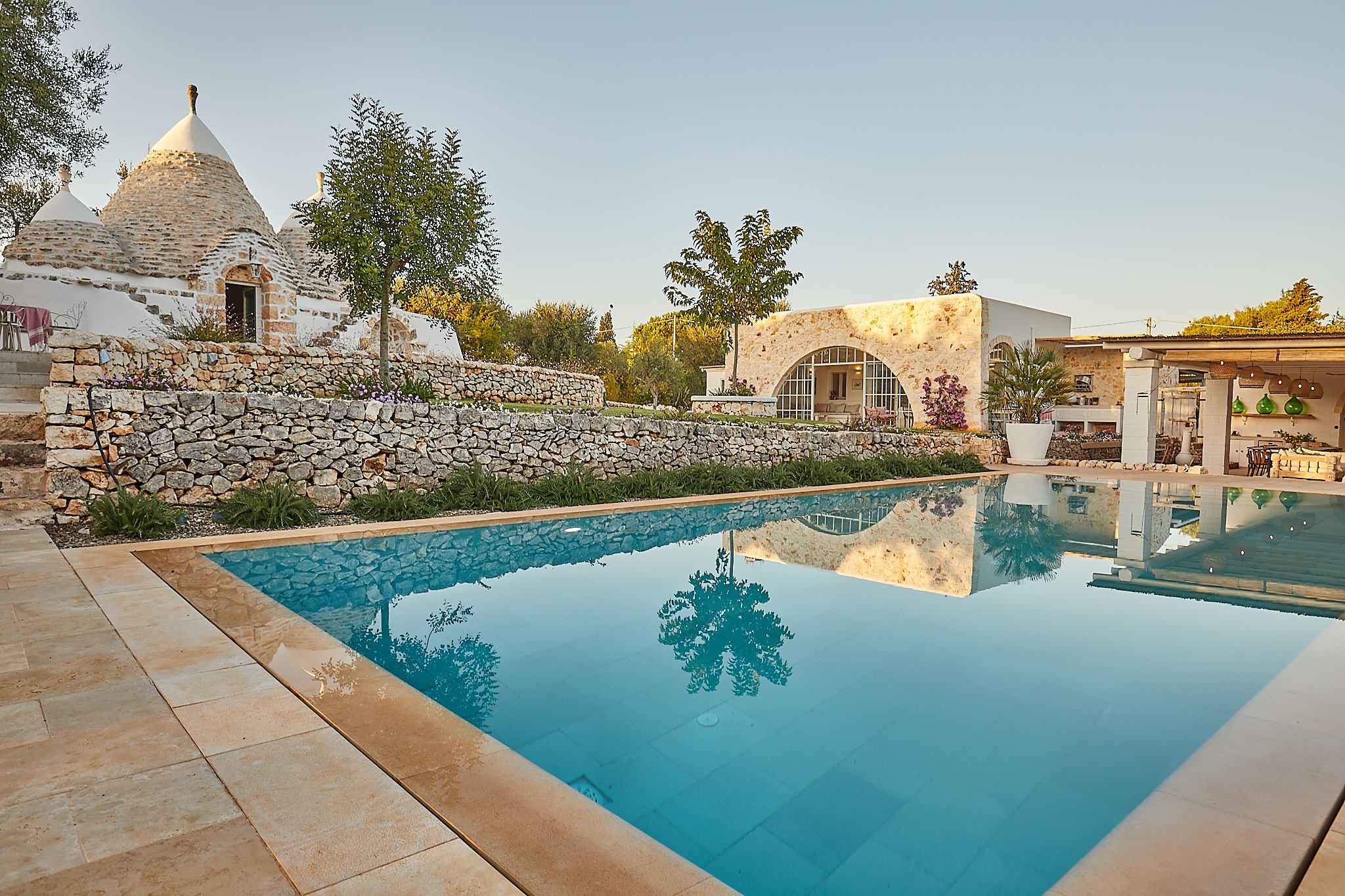 Villa Garbino Pilone Ostuni: Exquisite 6-Bedroom Villa with Private Pool, Ostuni