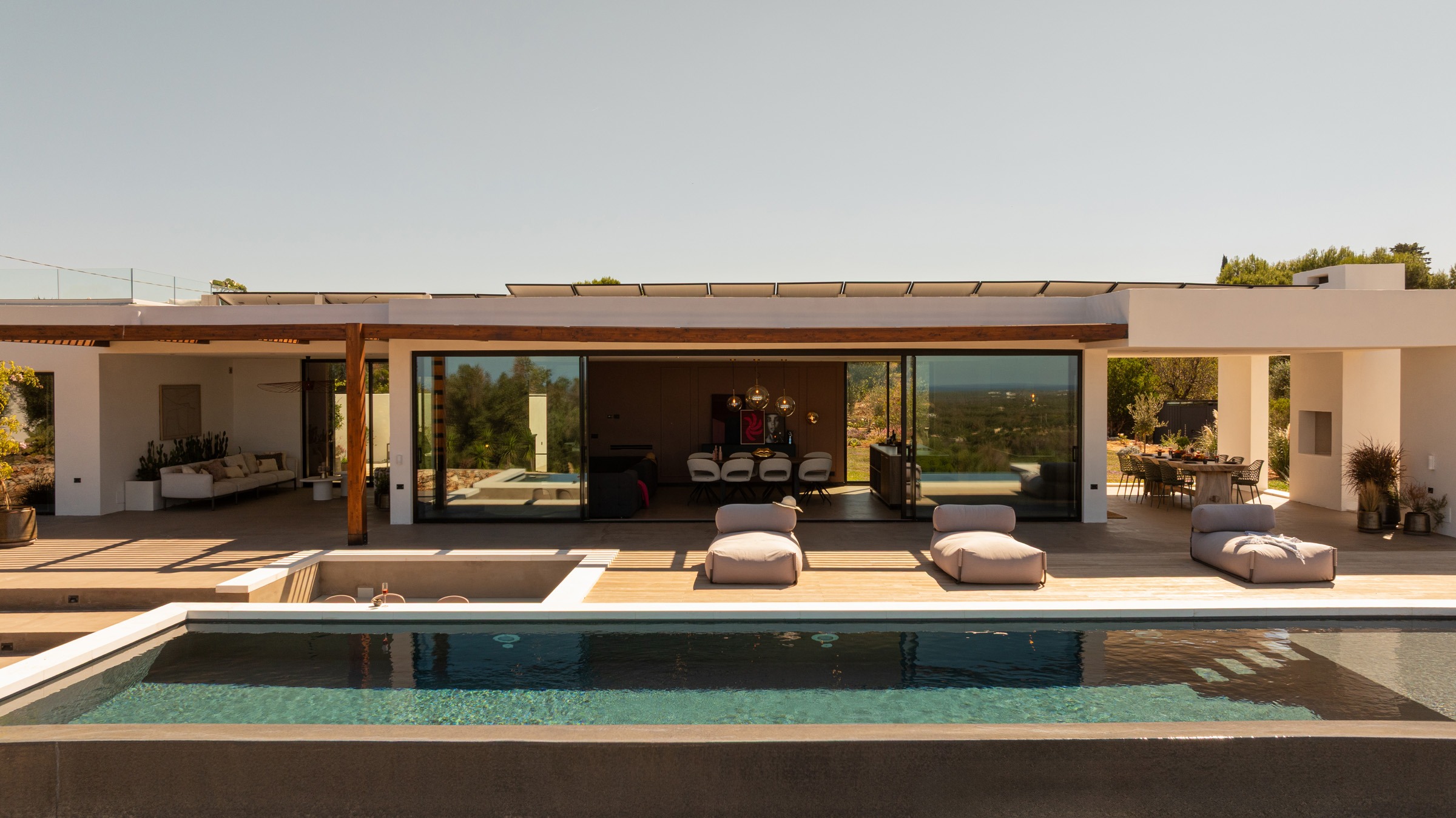 Villa Ceruleo Montarice Ostuni: 4-Bedroom Apartment with Infinity Pool in Ostuni