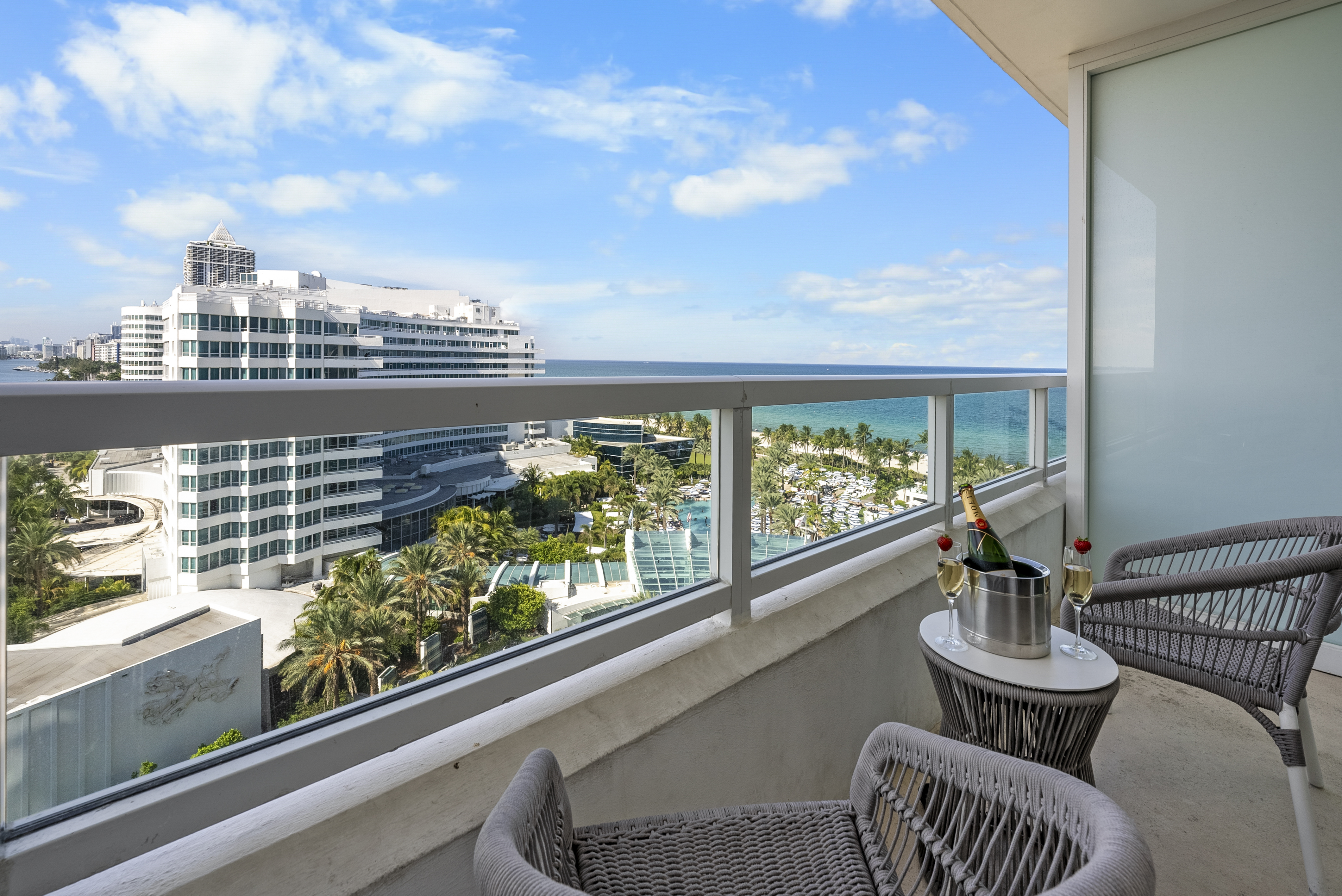 Villa Alba Normandy Isle Miami Beach: Luxury 1-Bedroom Villa with Pool and Sea Views, Miami Beach