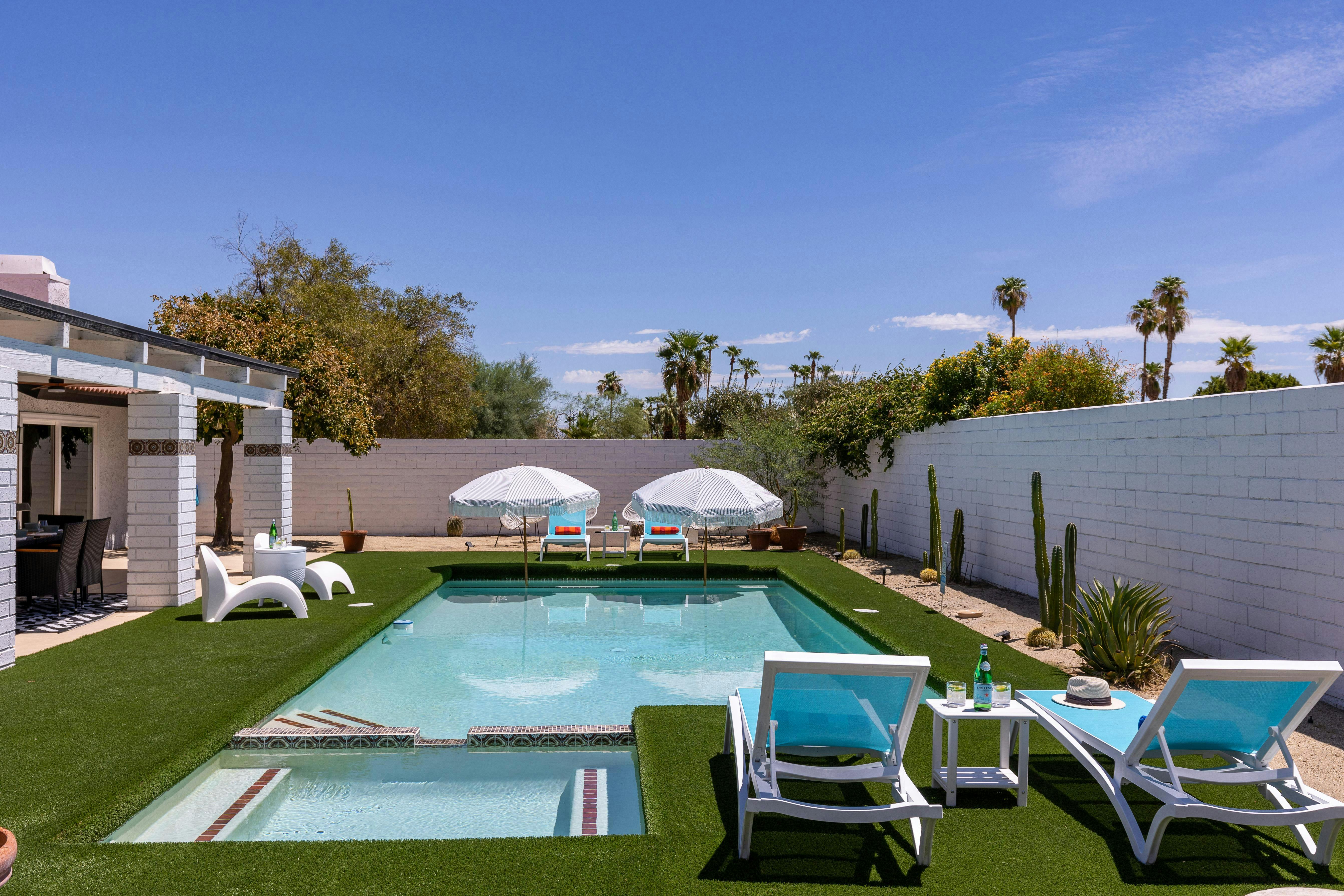 Villa Cahuilla Palm Springs: Luxury 3-Bedroom Villa with Private Pool and Hot Tub, Palm Springs