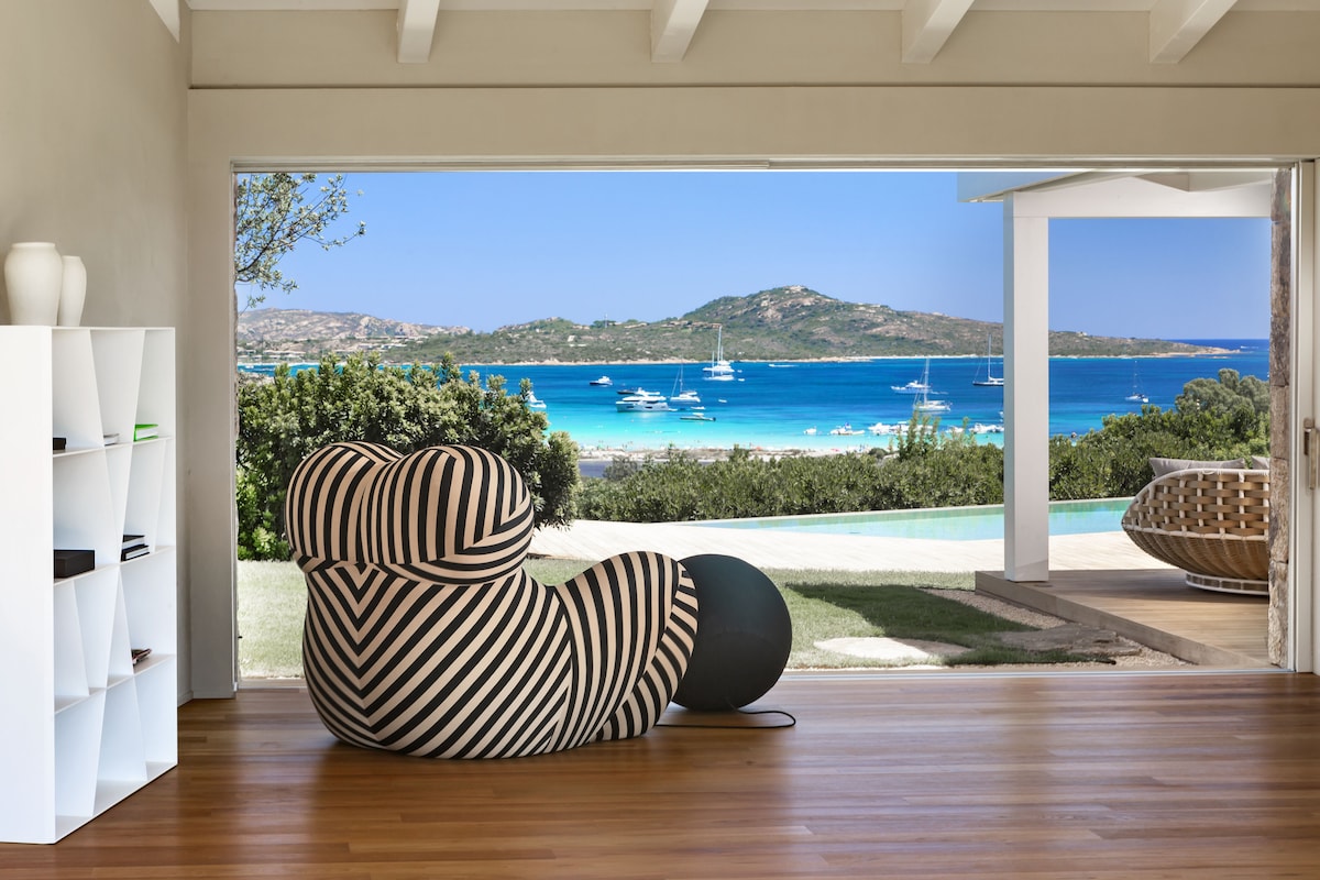 Villa Cala Sarraina San Teodoro: Luxury 5-Bedroom Apartment with Infinity Pool and Sea Views, Sardinia North