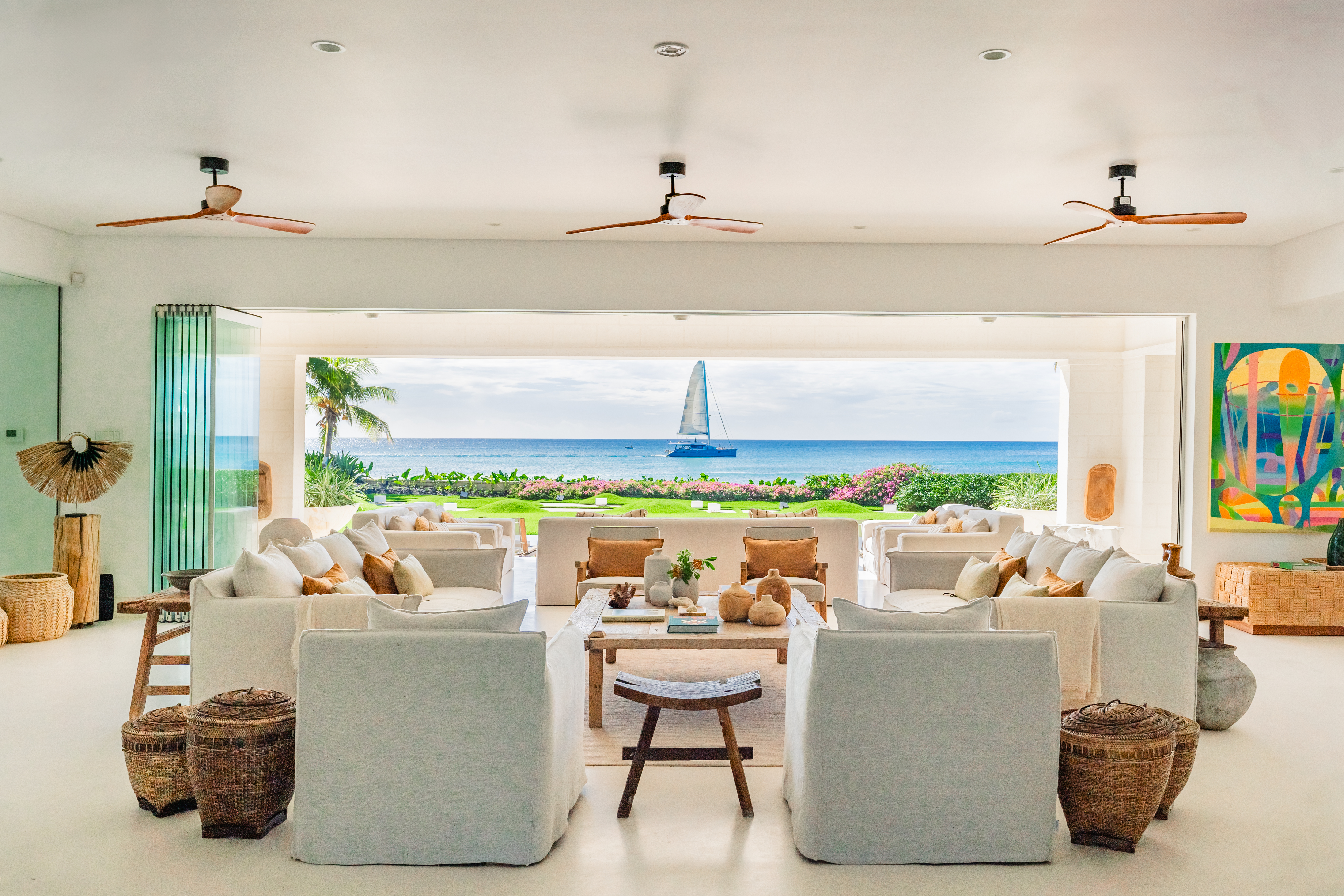 Villa Casuarina Holetown: Exquisite 6-Bedroom Luxury Villa with Infinity Pool, Barbados