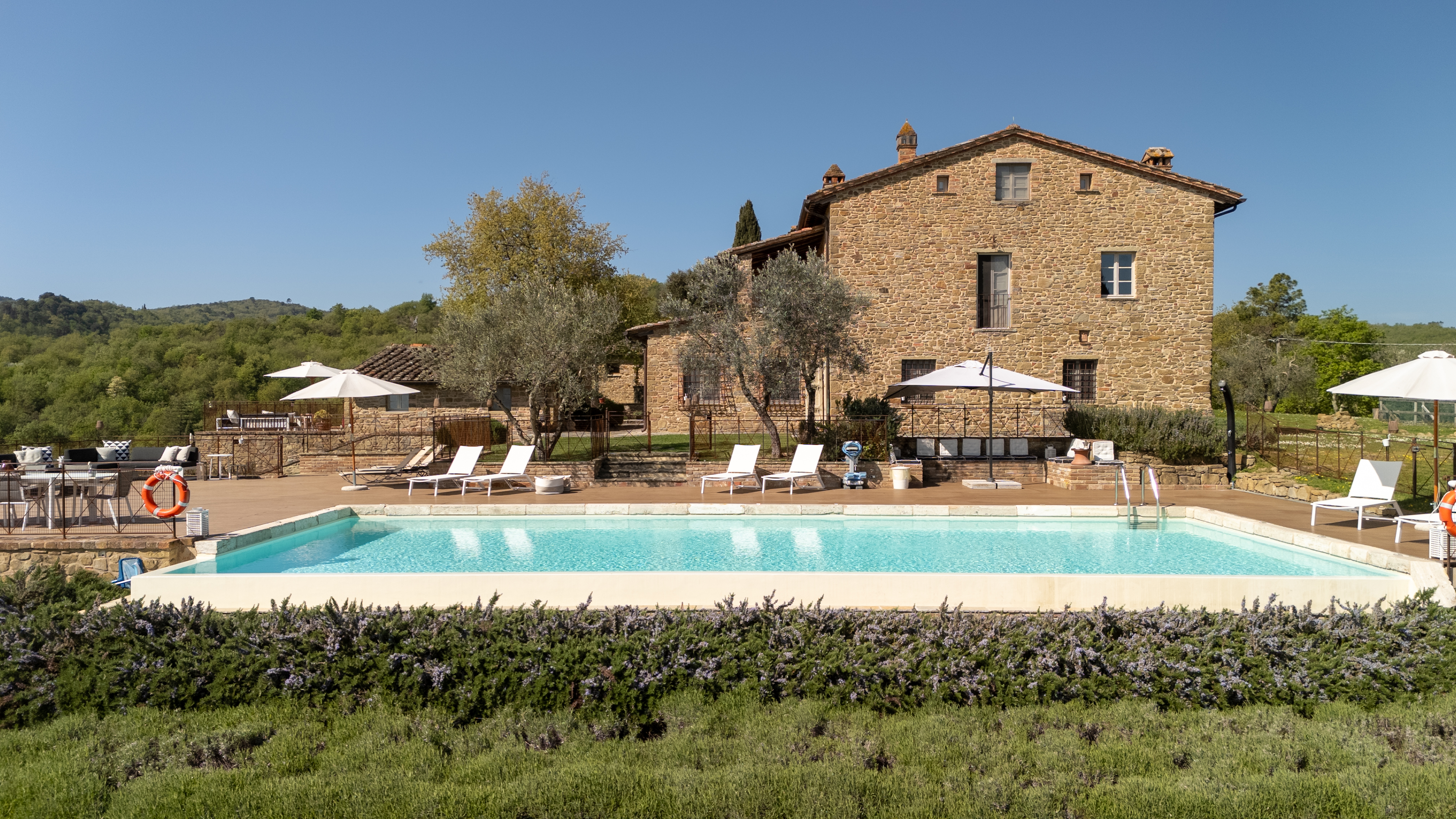 Villa Amaranto Farneta Val di Chiana: Luxury 7-Bedroom Villa with Heated Pool and Wellness Suite, Val di Chiana