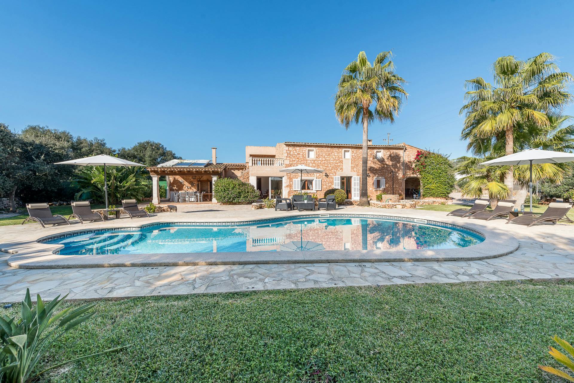 Villa Esclaper Cala d’Or: Luxury 3-Bedroom Villa with Private Pool and Sea Views, Cala d’Or