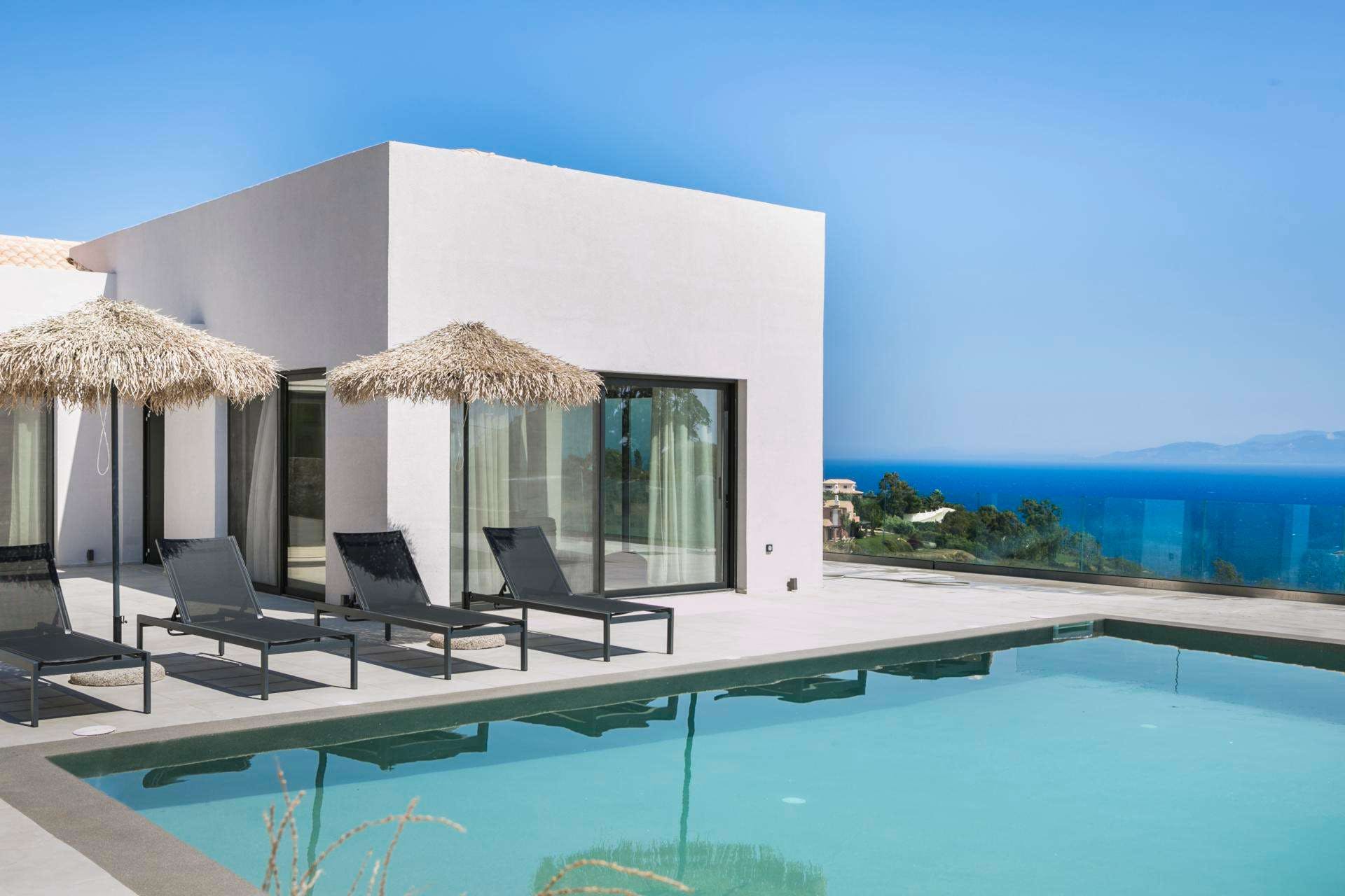 Villa Fokion Livathos: Luxury 2-Bedroom Villa with Private Pool and Sea Views, Livathos