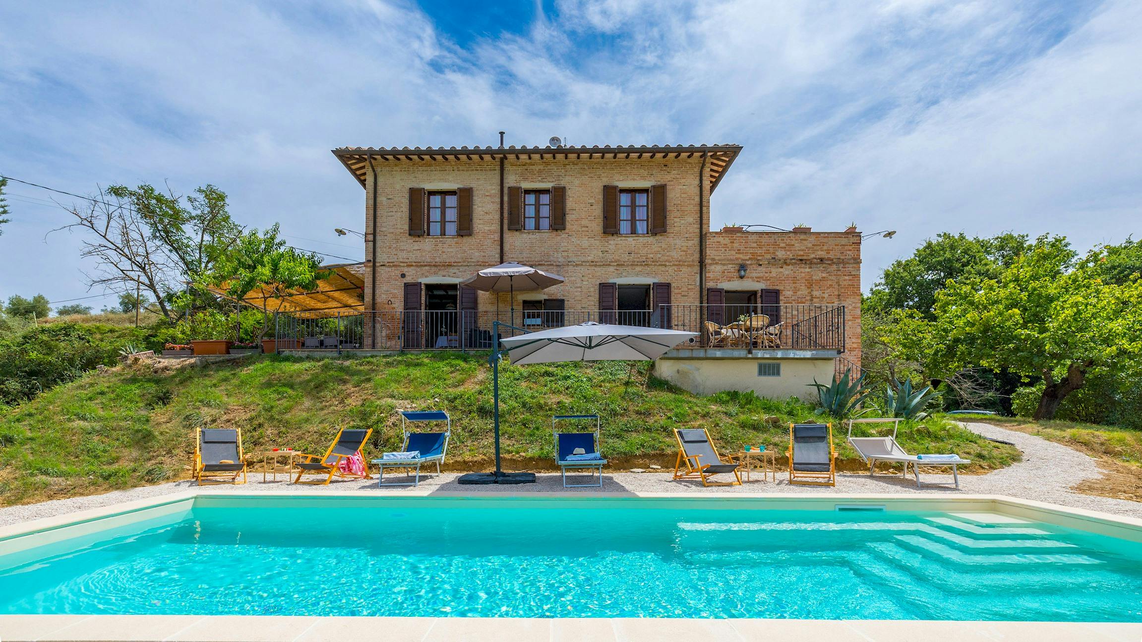 Villa Levante Mucigliani Sarteano: Elegant 4-Bedroom Villa with Pool and Scenic Views, Umbria