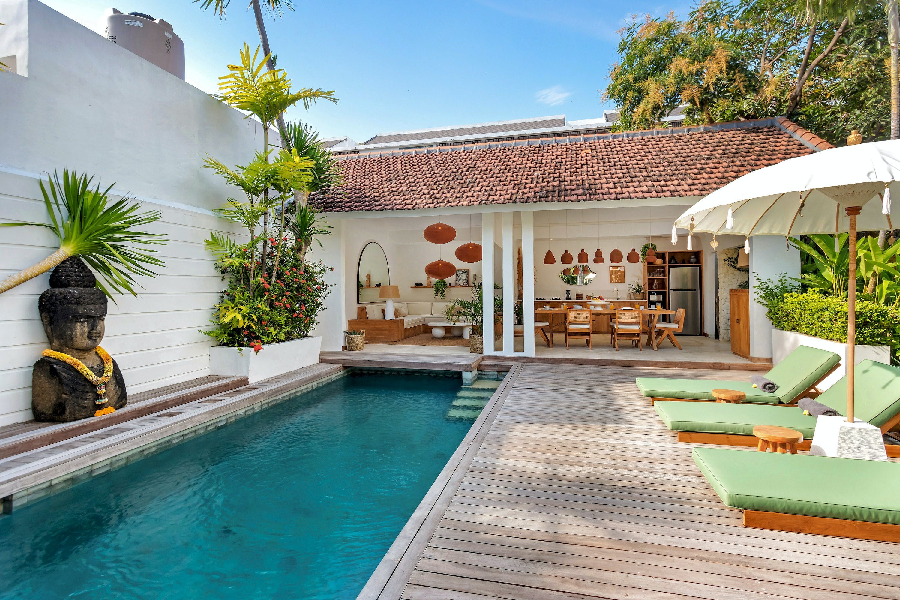 Villa Jukung Seminyak: Luxury 4-Bedroom Villa with Private Pool and Sea Views, Bali