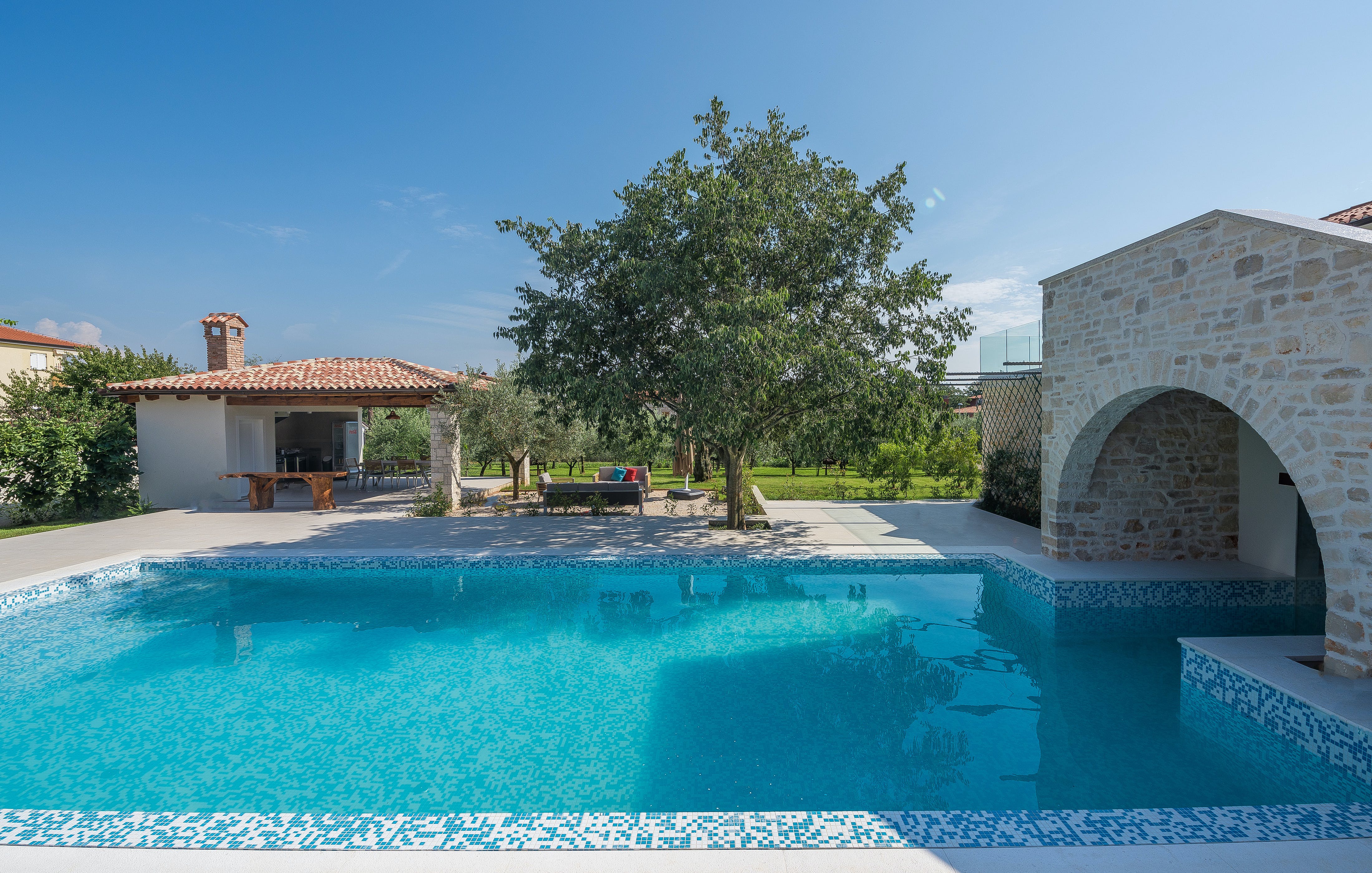 Villa Kanfanar Istra Istria: Luxury 4-Bedroom Apartment with Indoor Pool and Sauna, Istria