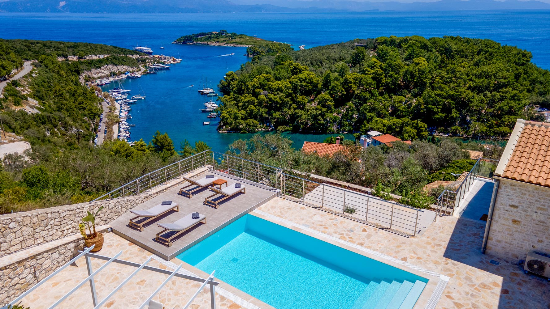 Villa Karydi Gaios: Luxury 2-Bedroom Villa with Private Pool and Sea Views, Paxi
