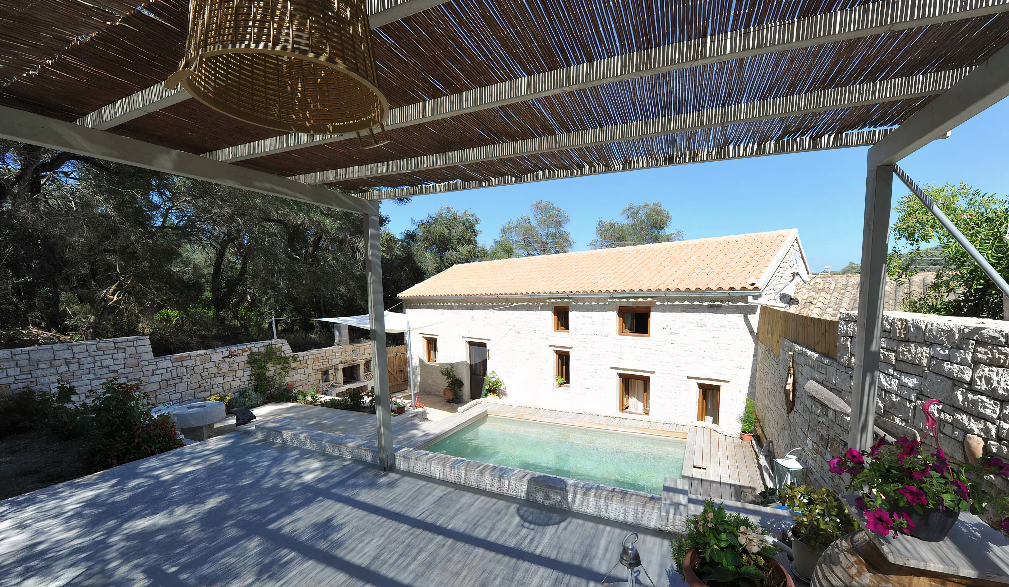 Villa Zephyros Vrika Paxi: Elegant 2-Bedroom Golf Villa with Pool and Sea Views, Paxi
