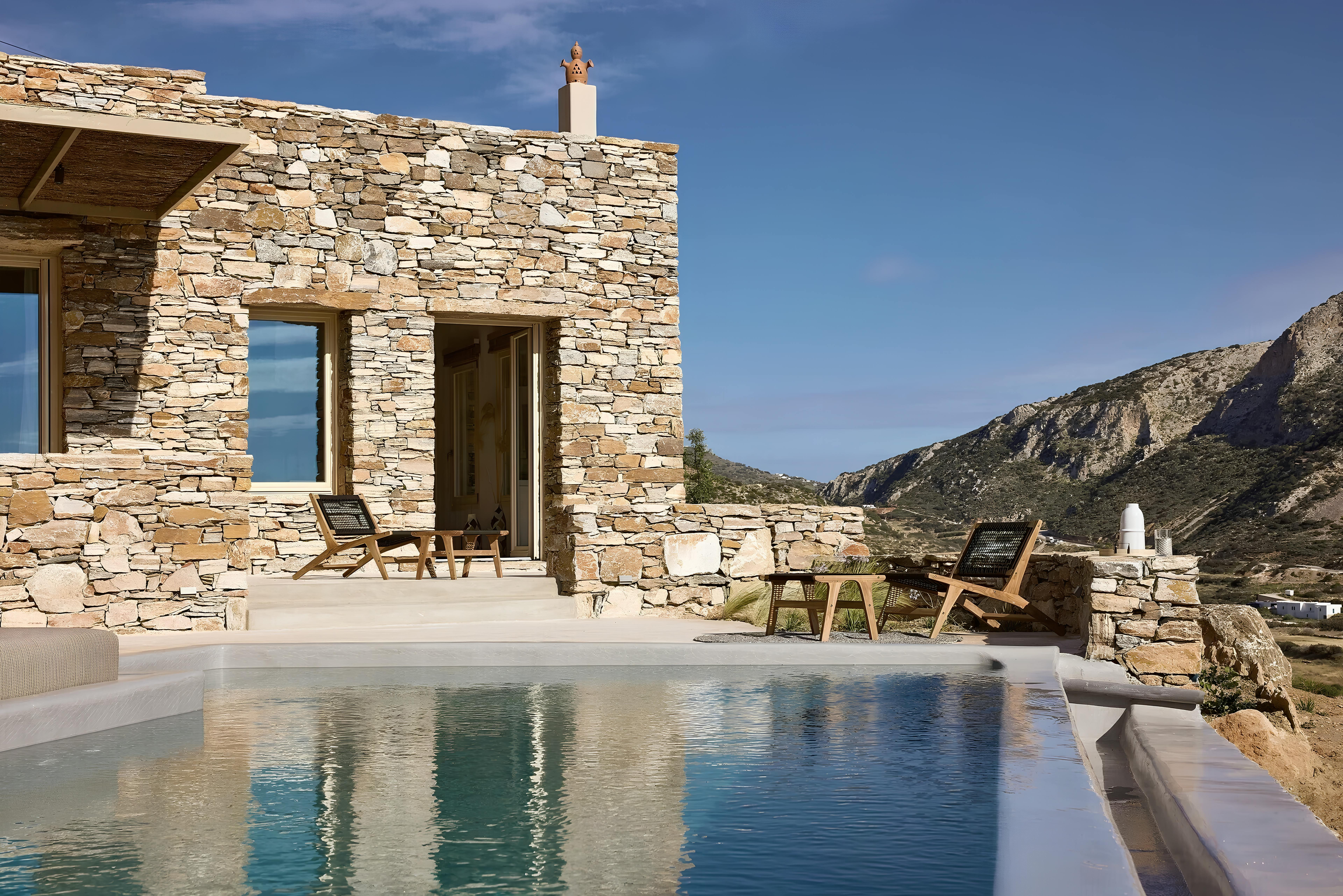 Villa Kipos Milos: Luxury 3-Bedroom Villa with Private Pool and Sea Views, Milos