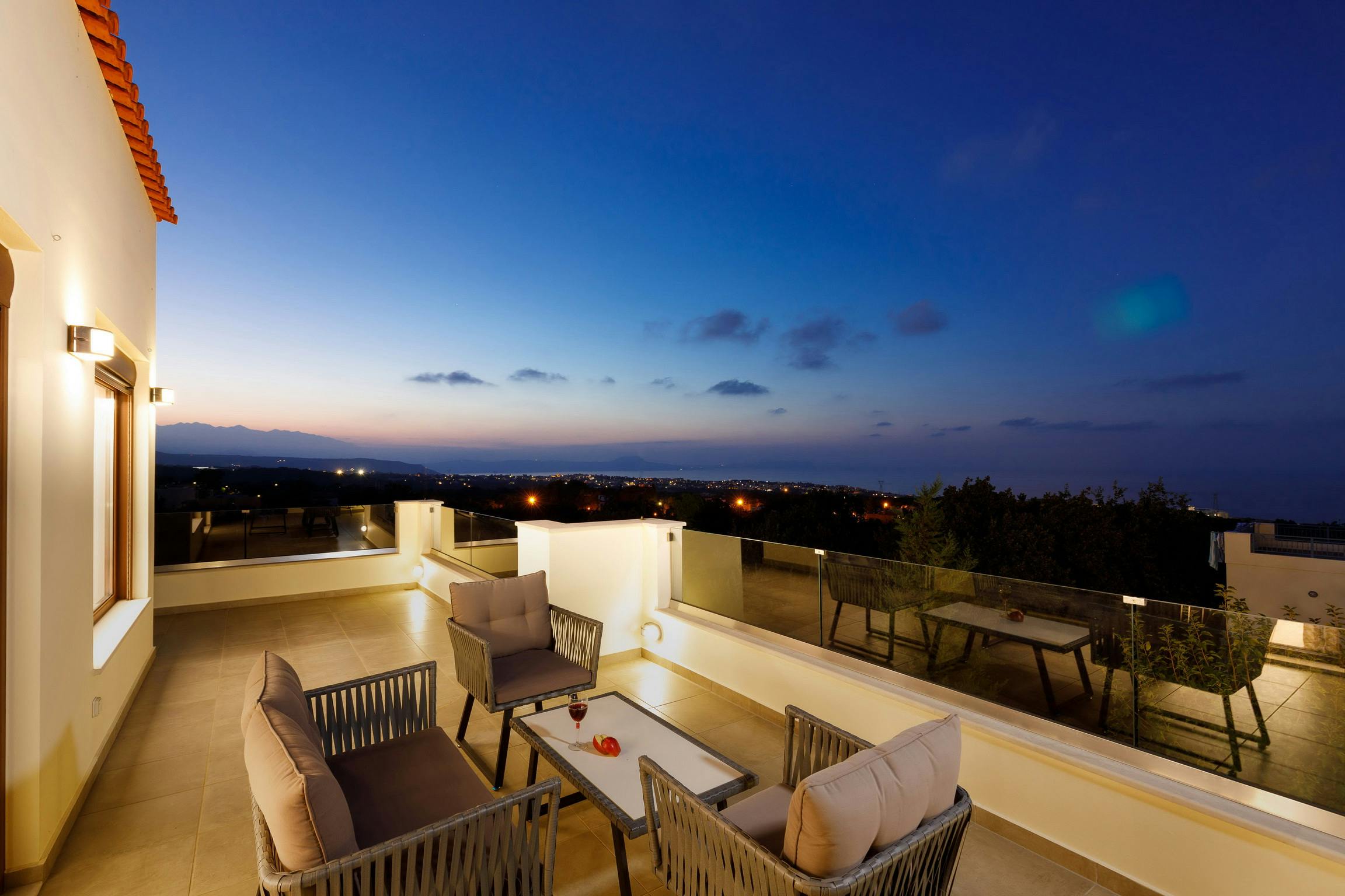 Villa Kourtis Rethymnon: Spacious 4-Bedroom Apartment with Private Pool and Sea Views, Rethymnon