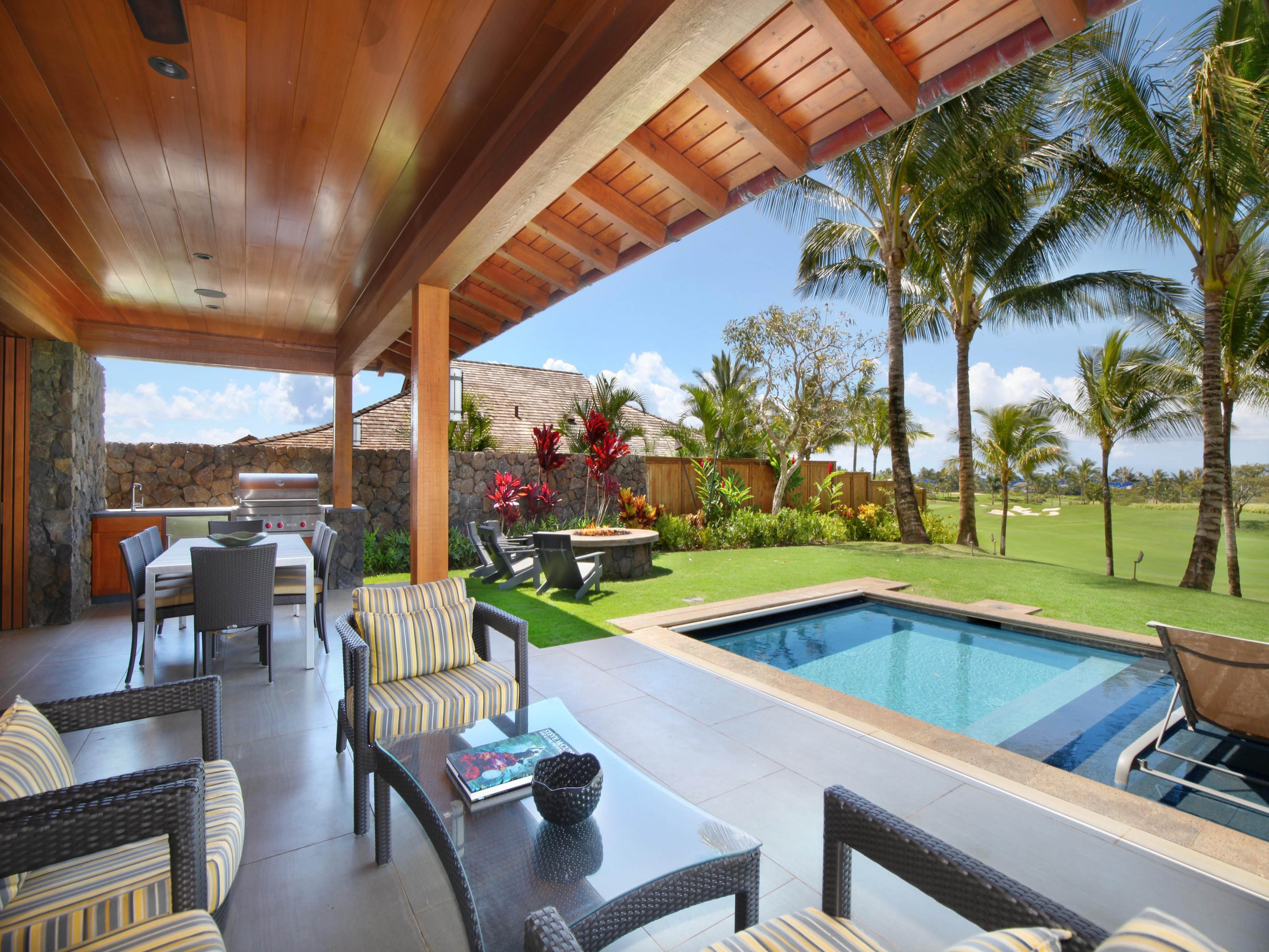 Villa Aurore Kukui Hawaii: Luxury 4-Bedroom Villa with Pool and Tennis Court, Hawaii