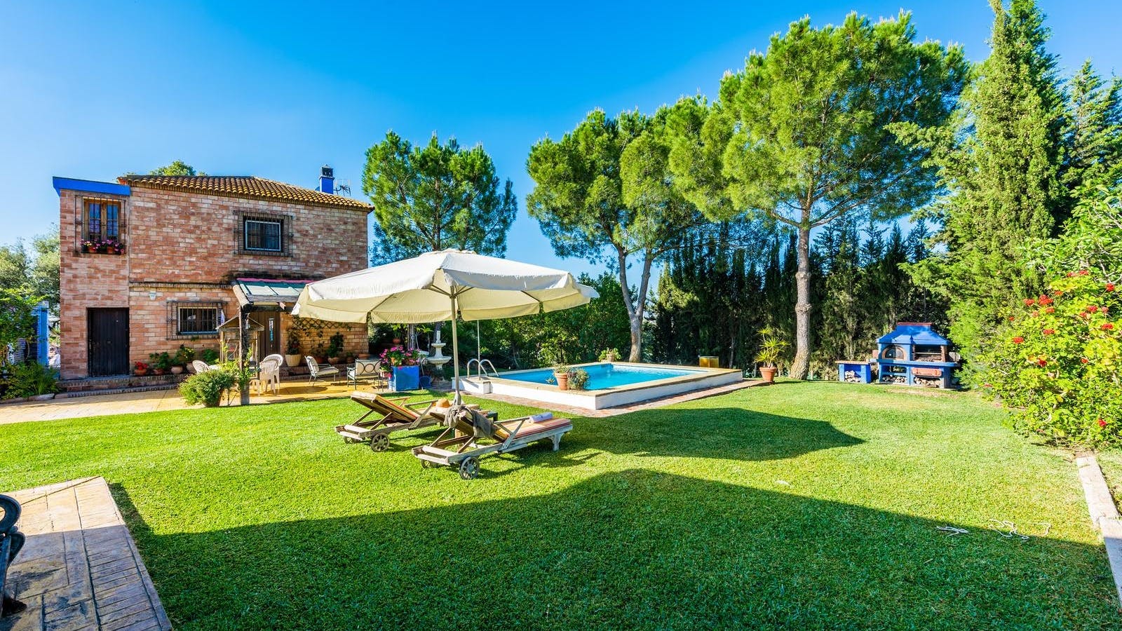 Villa Limonero Valle: Luxury 3-Bedroom Villa with Private Pool and Air-Con, Valle del Guadalhorce