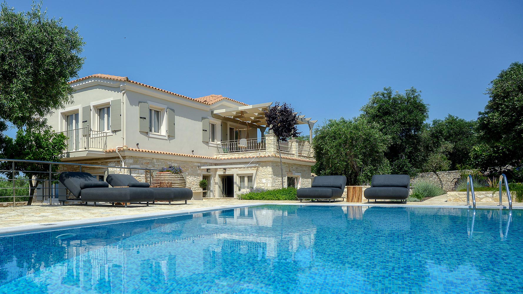 Villa Mavrolo Paxi: Luxury 3-Bedroom Villa with Private Pool and Sea Views, Paxi