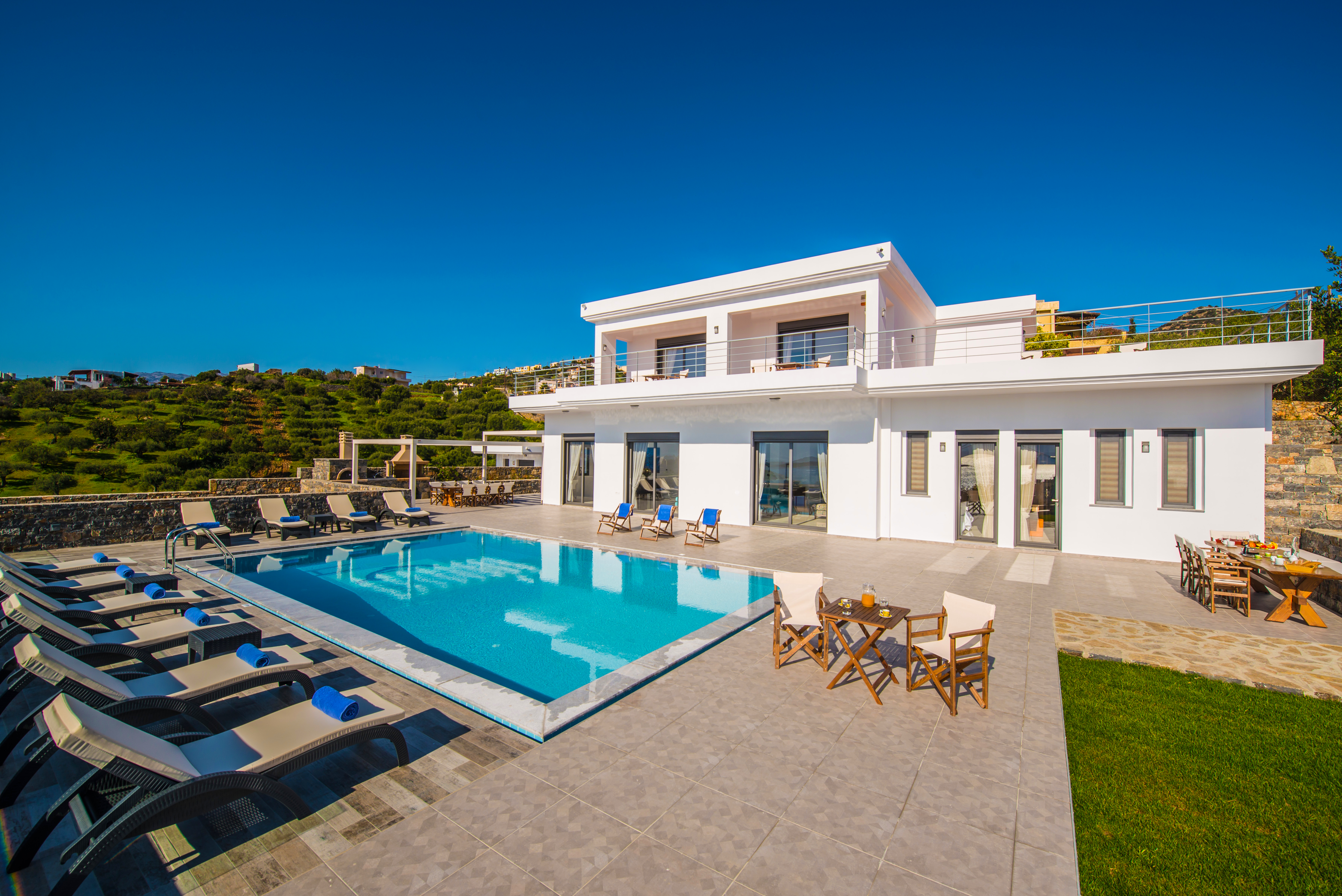Villa Lysias Spinalonga Agios Nikolaos Town: Spacious 5-Bedroom Apartment with Private Pool, Agios Nikolaos