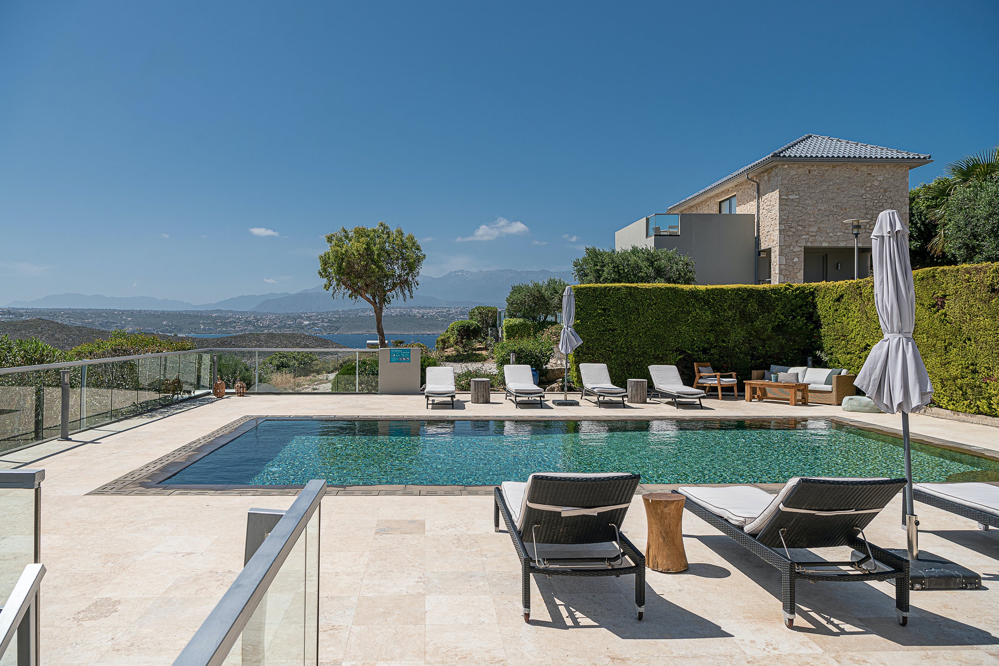 Villa Auge Almyrida Chorafakia: Luxury 4-Bedroom Villa with Pool and Sea Views, Chorafakia