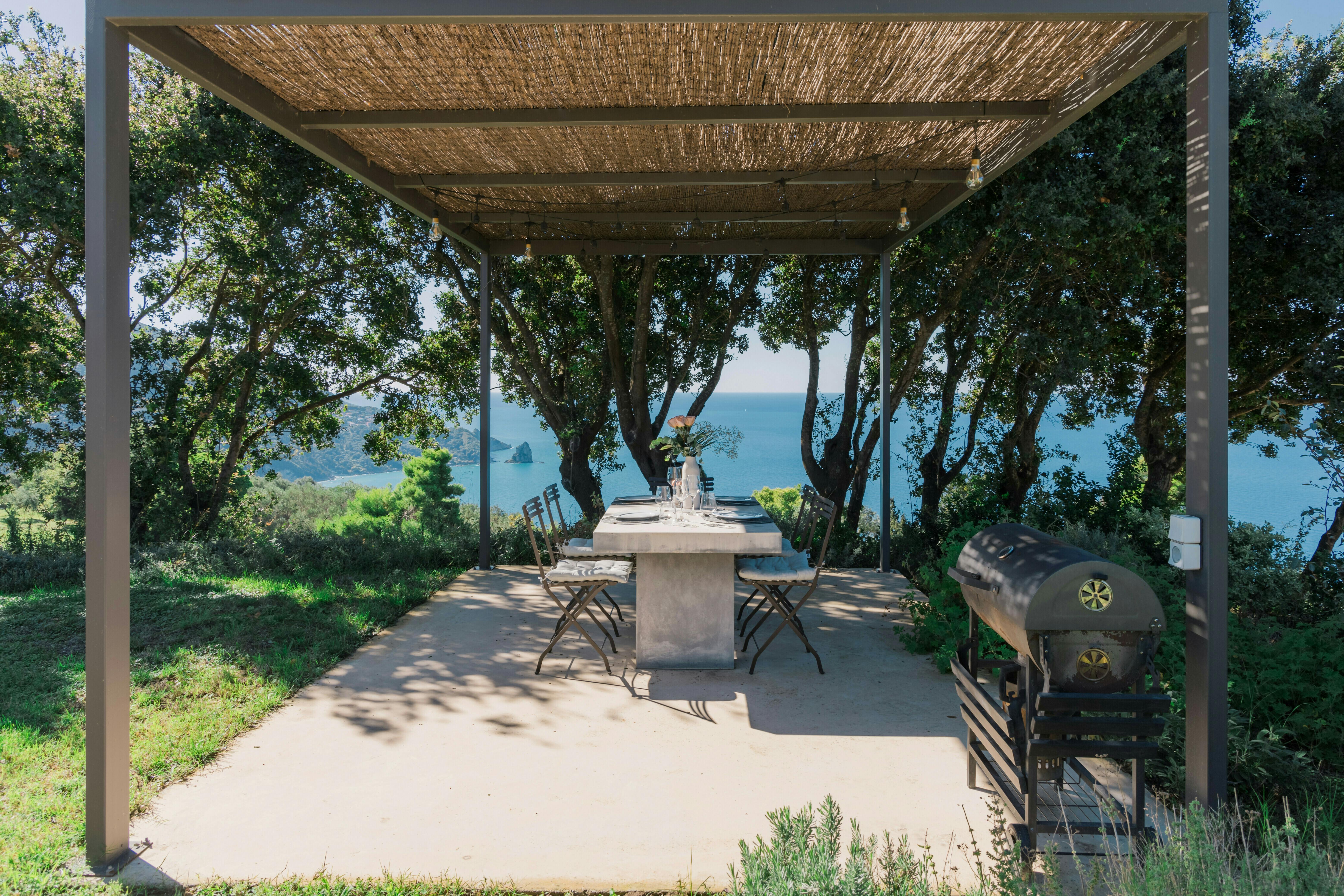 Villa Ostria Kanoni Corfu: Elegant 2-Bedroom Villa with Pool and Sea Views, Corfu