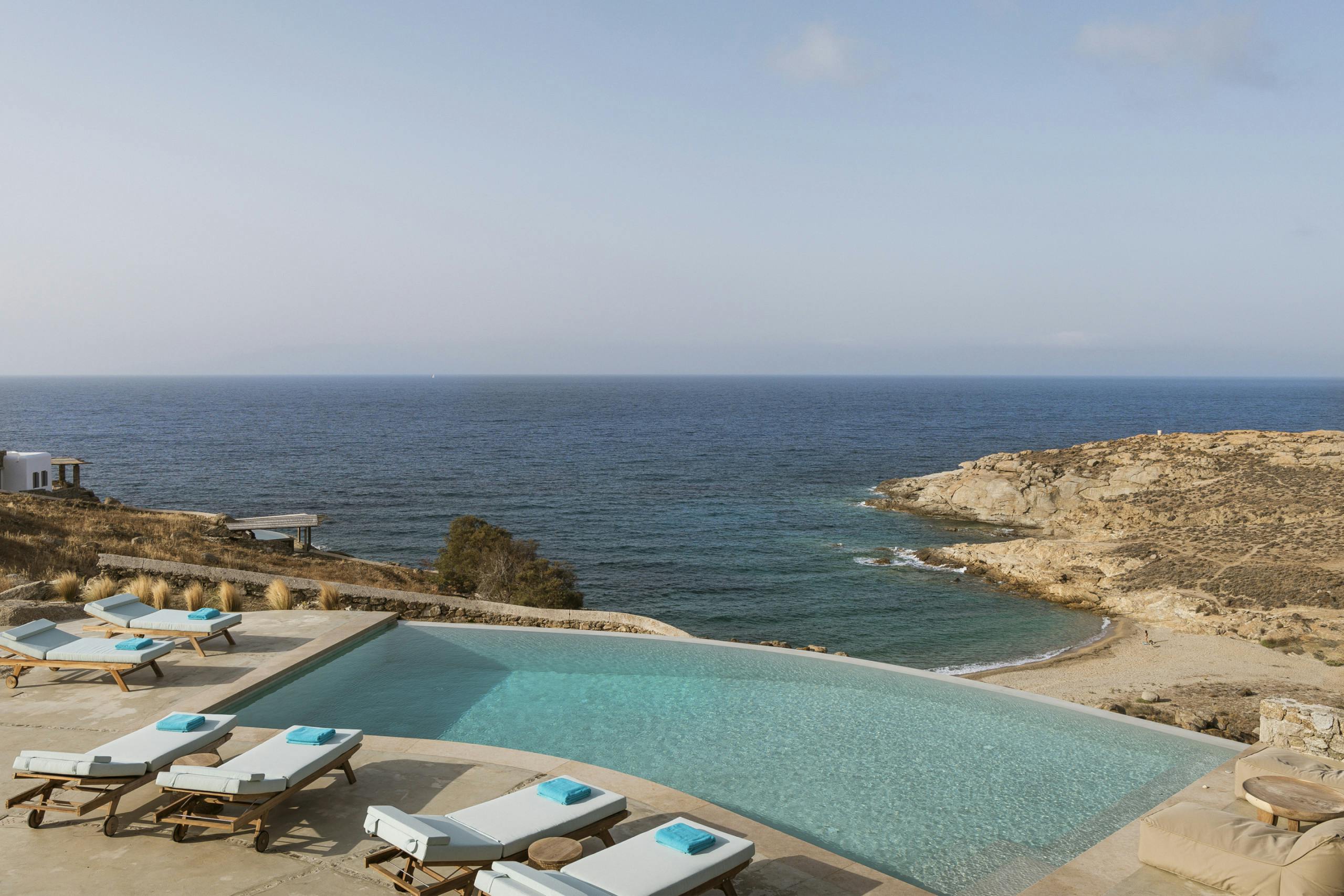 Villa Chrysos Agia Kyriaki Kalafati: Spacious 9-Bedroom Villa with Infinity Pool and Sea Views, Mykonos