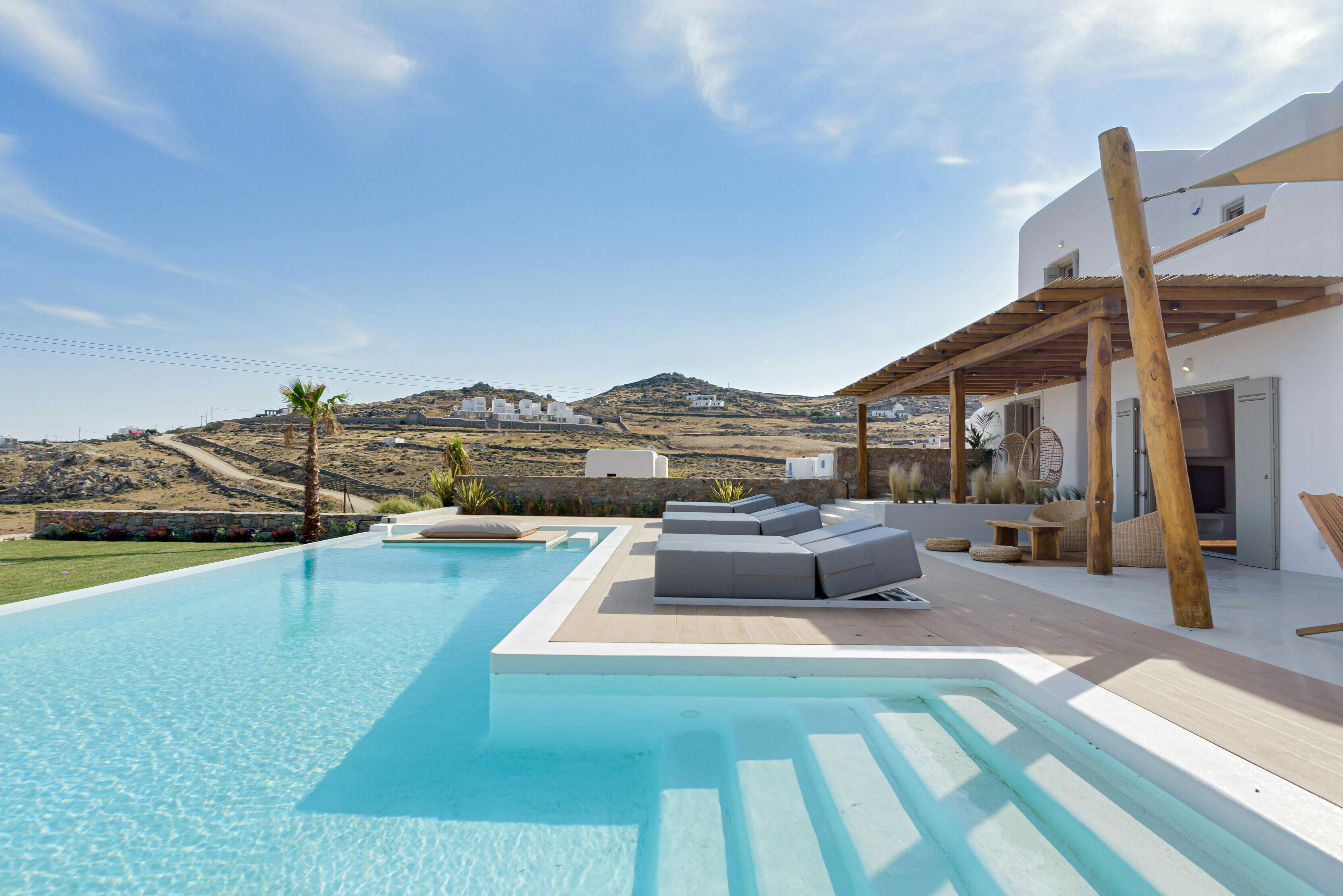 Villa Ostria Agios Sostis Kalafati: Spacious 4-Bedroom Villa with Sea Views and Pool, Kalafati