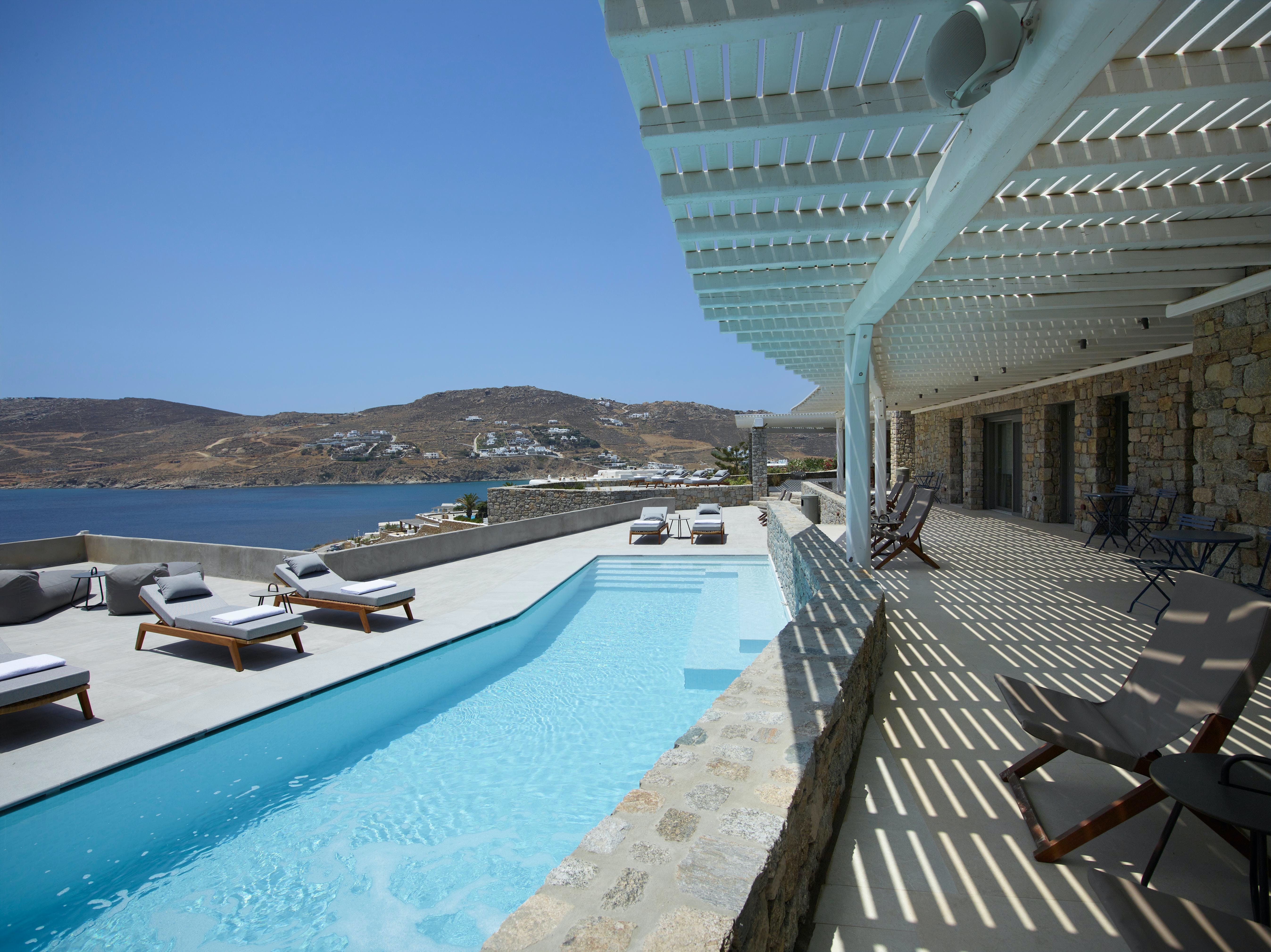 Villa Lysias Mylopotas Kalafati: Spacious 10-Bedroom Luxury Apartment with Seaview, Kalafati