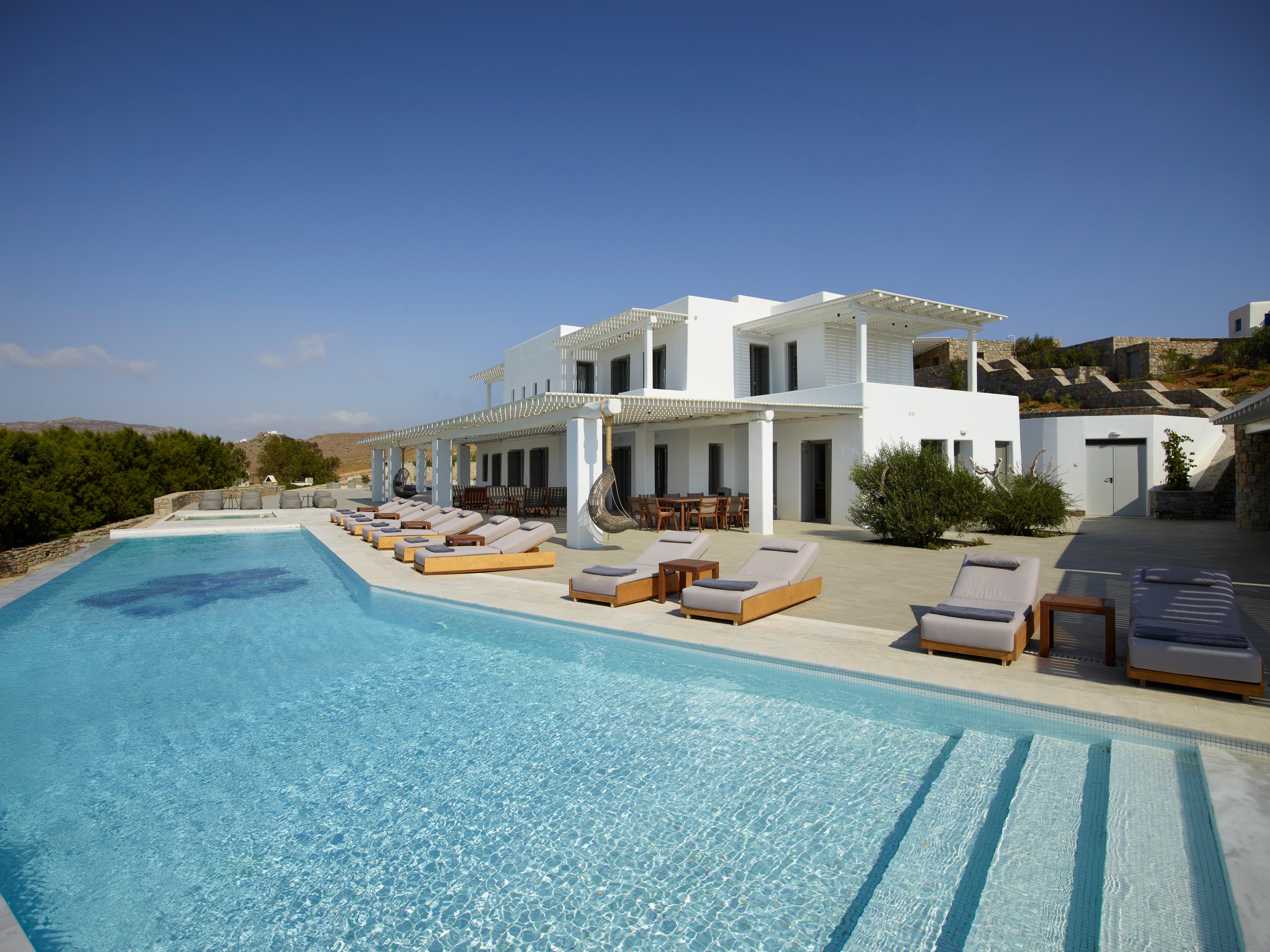 Villa Auge Finikas Kalafati: 17-Bedroom Luxury Apartment with Infinity Pool and Sea View, Mykonos