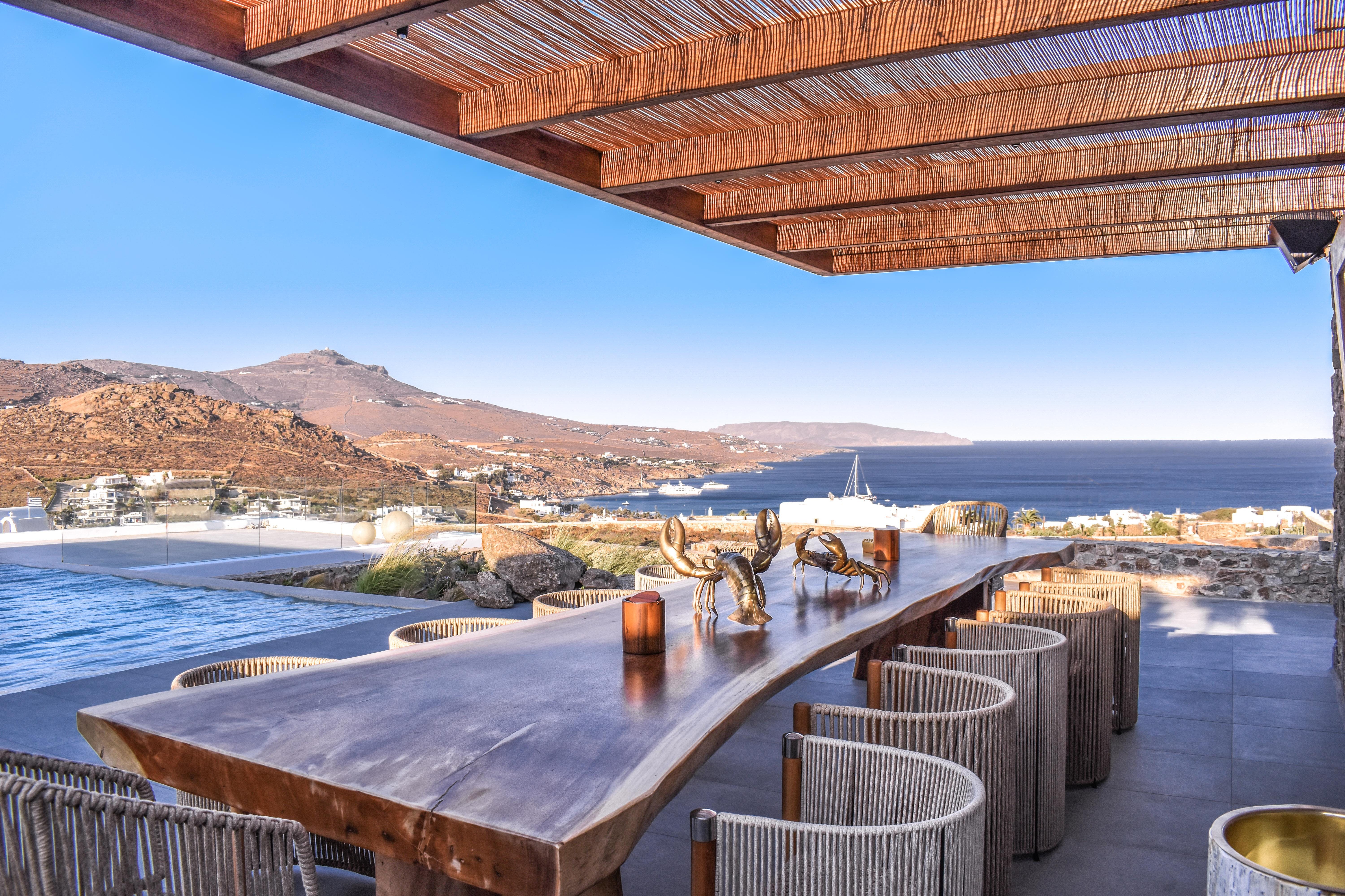 Villa Lysias Agios Petros Kalafati: Spacious 6-Bedroom Apartment with Seaview and Pool, Mykonos