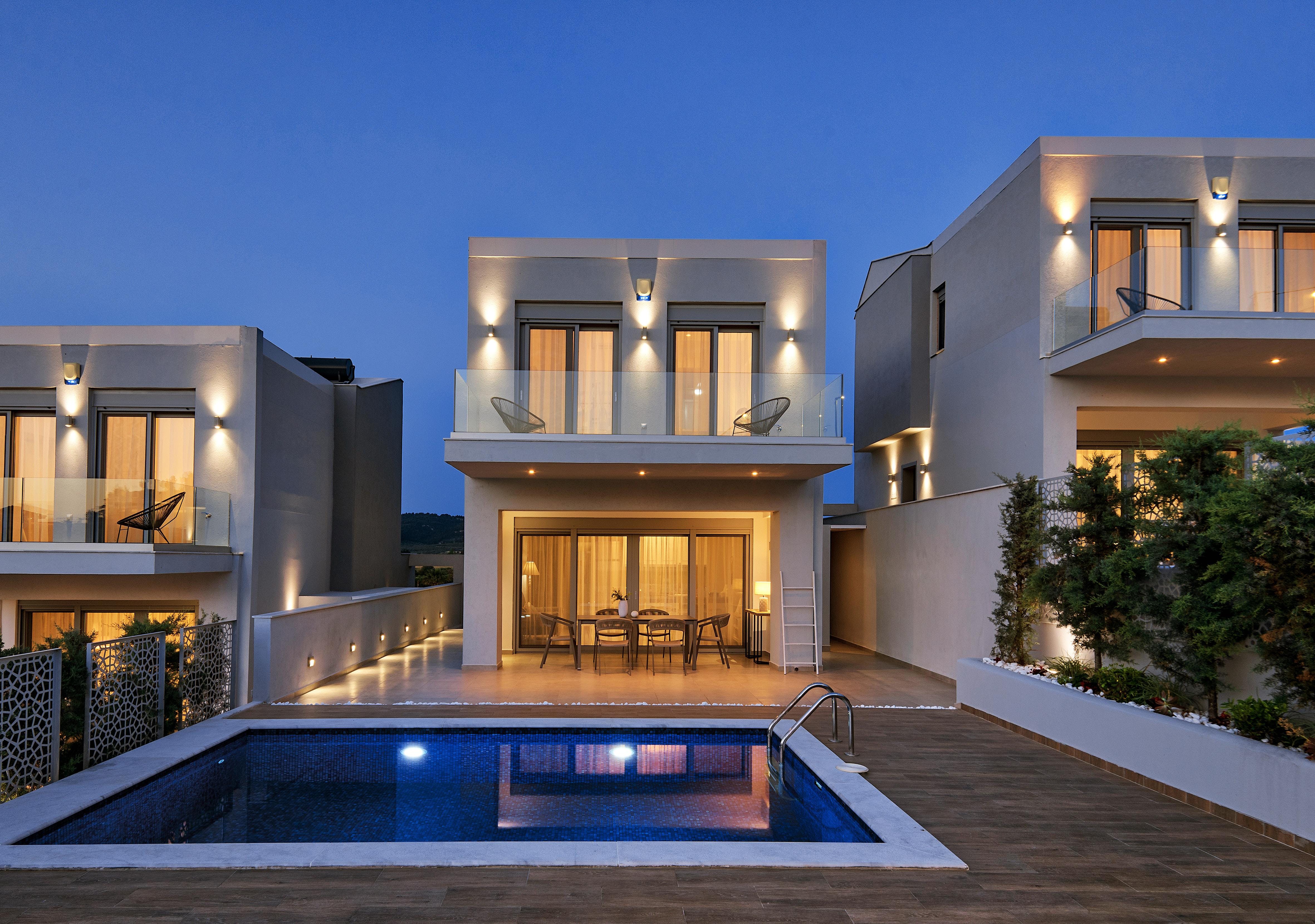 Villa Lysias NeaFokea Kassandreia: Spacious 3-Bedroom Apartment with Pool and Sea Views, Kassandreia