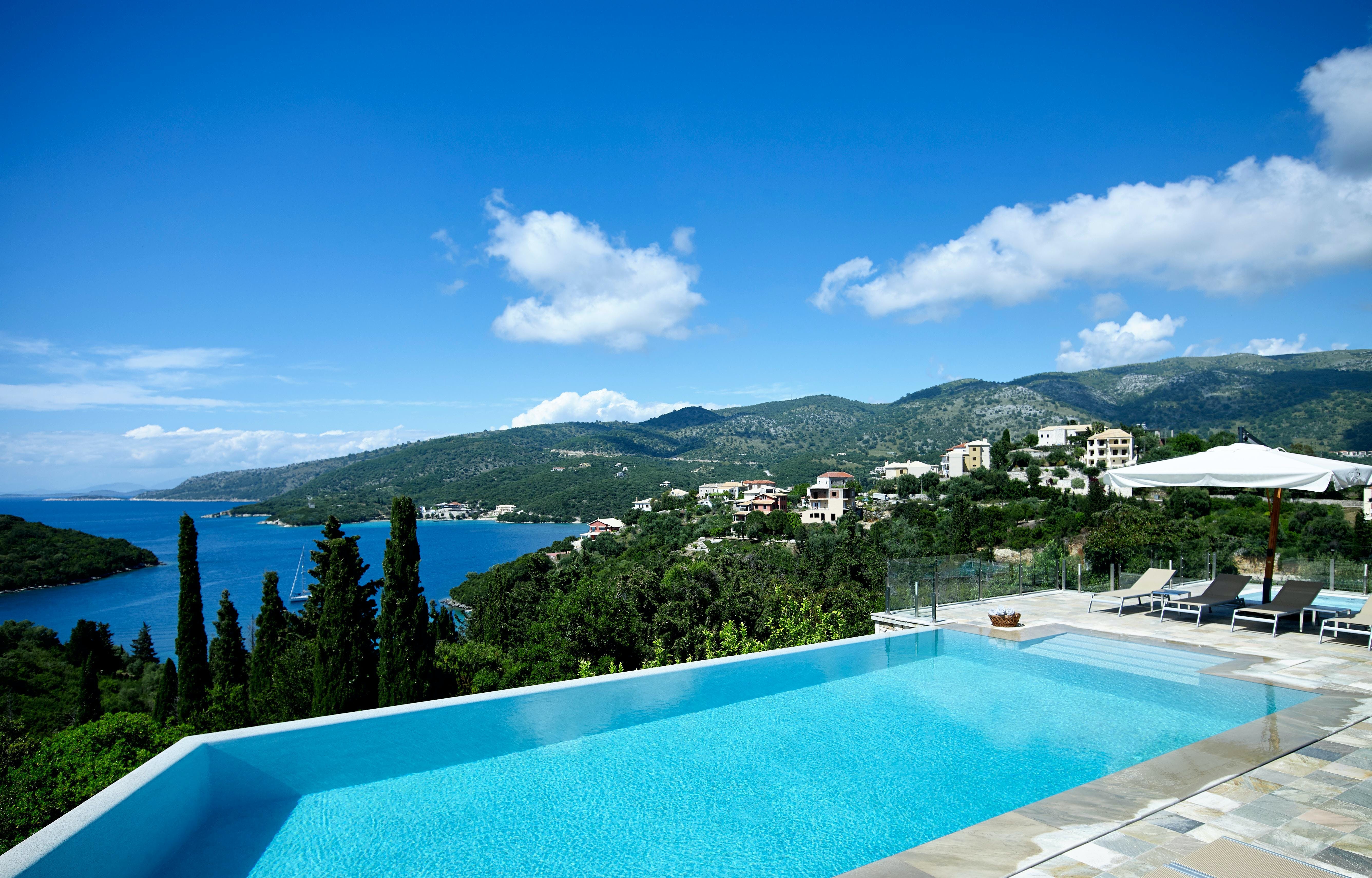 Villa Lefki Ano Kavos: Luxury 4-Bedroom Villa with Seaview and Private Pool, Kavos