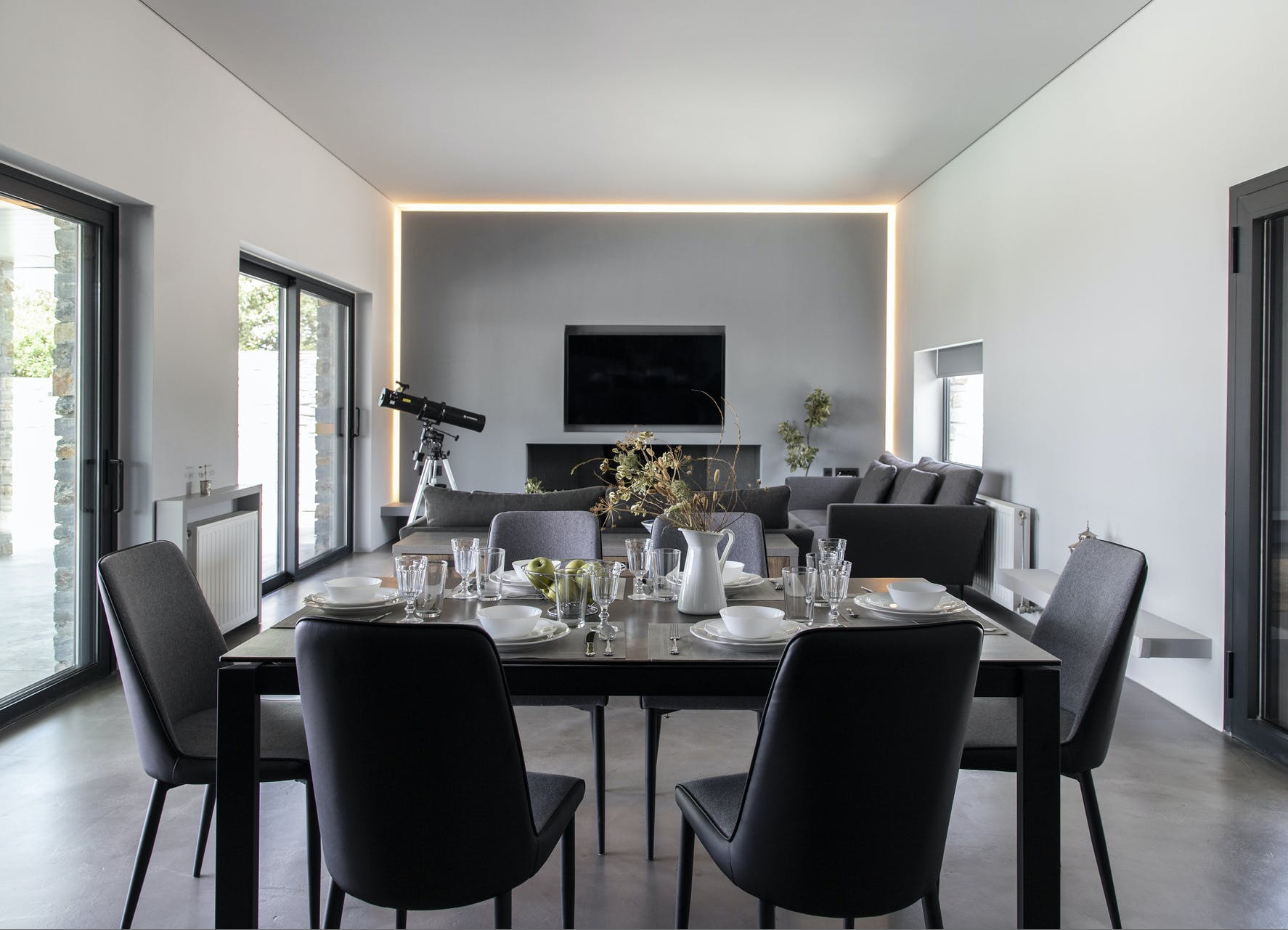 Villa Auge Kastraki Kea: Spacious 5-Bedroom Luxury Apartment with Seaview and Pool, Kea