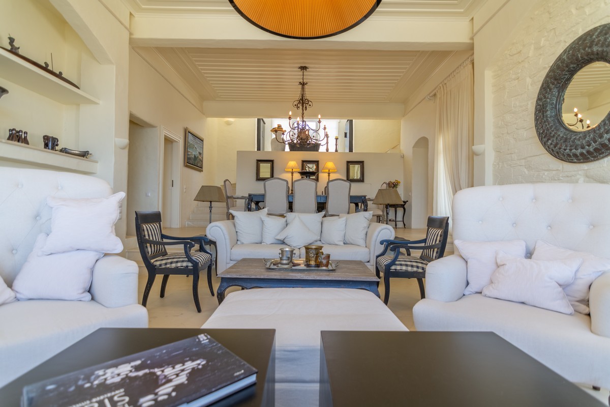 Villa Auge Koundouros Kea-755811: Luxury 6-Bedroom Apartment with Seaview and Pool, Kea