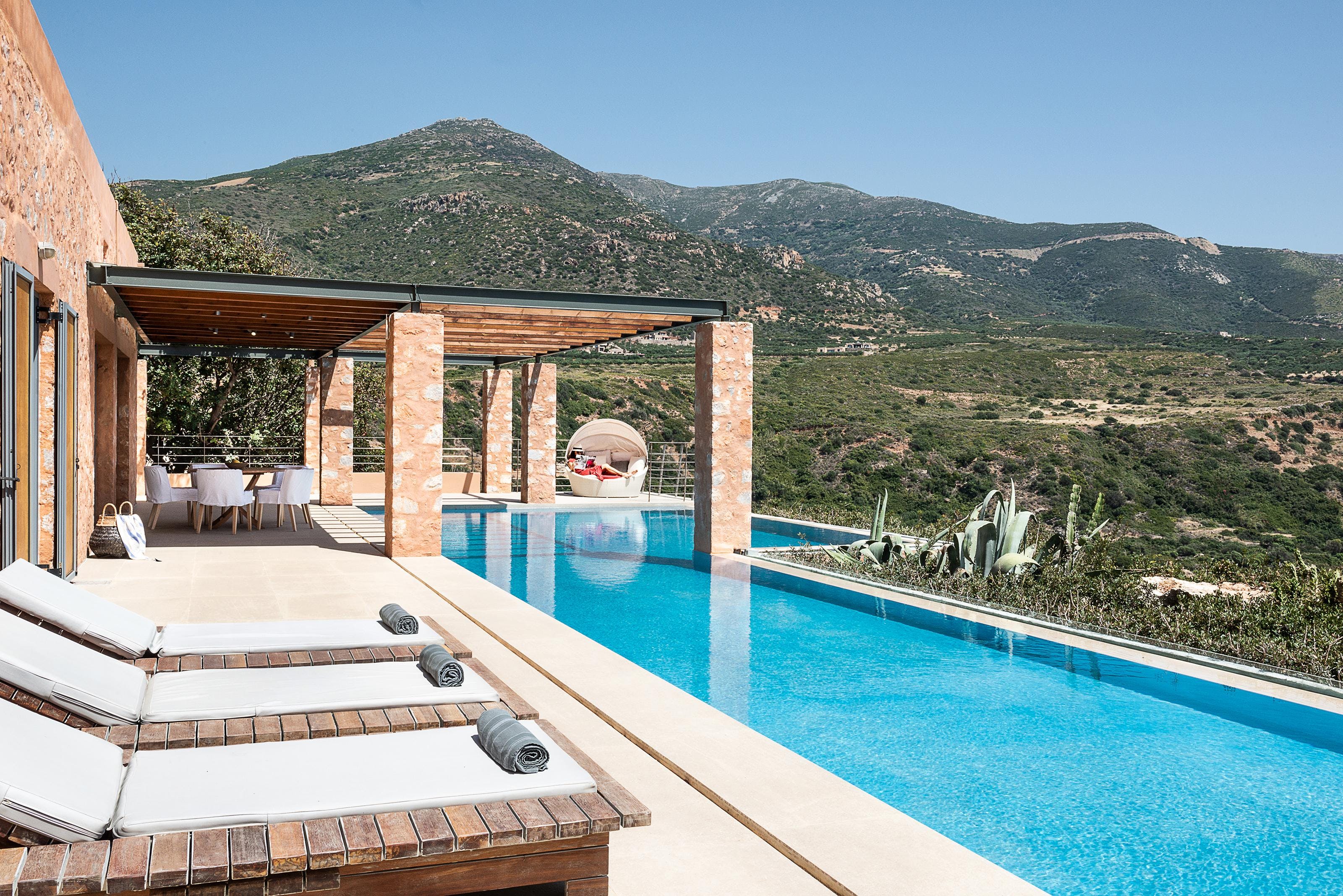 Villa Kaikias Agia Kyriaki Kissamos: Spacious 3-Bedroom Apartment with Seaview and Pool, Kissamos