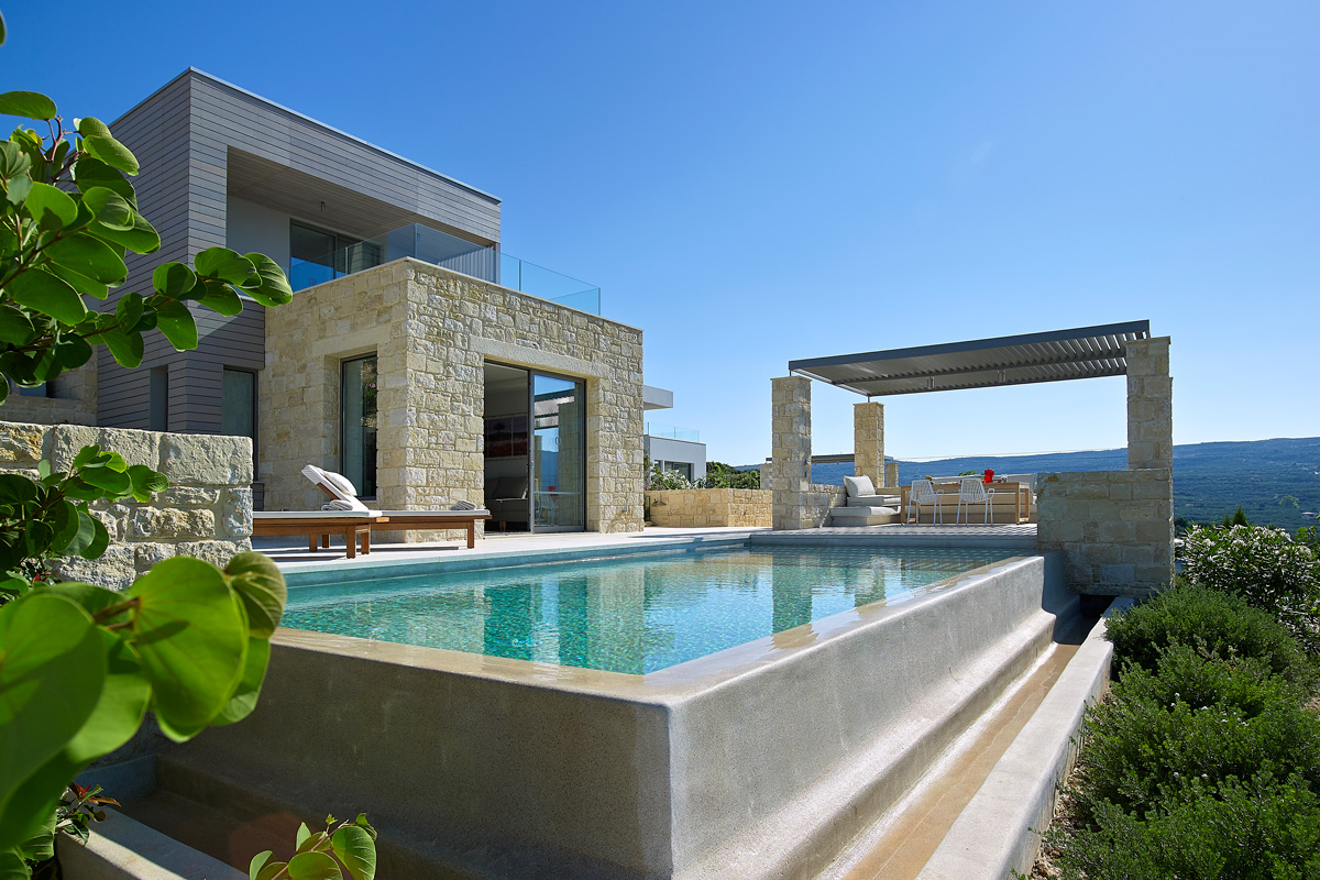 Villa Lysias Maleme Kissamos: 2-Bedroom Luxury Apartment with Infinity Pool, Kissamos
