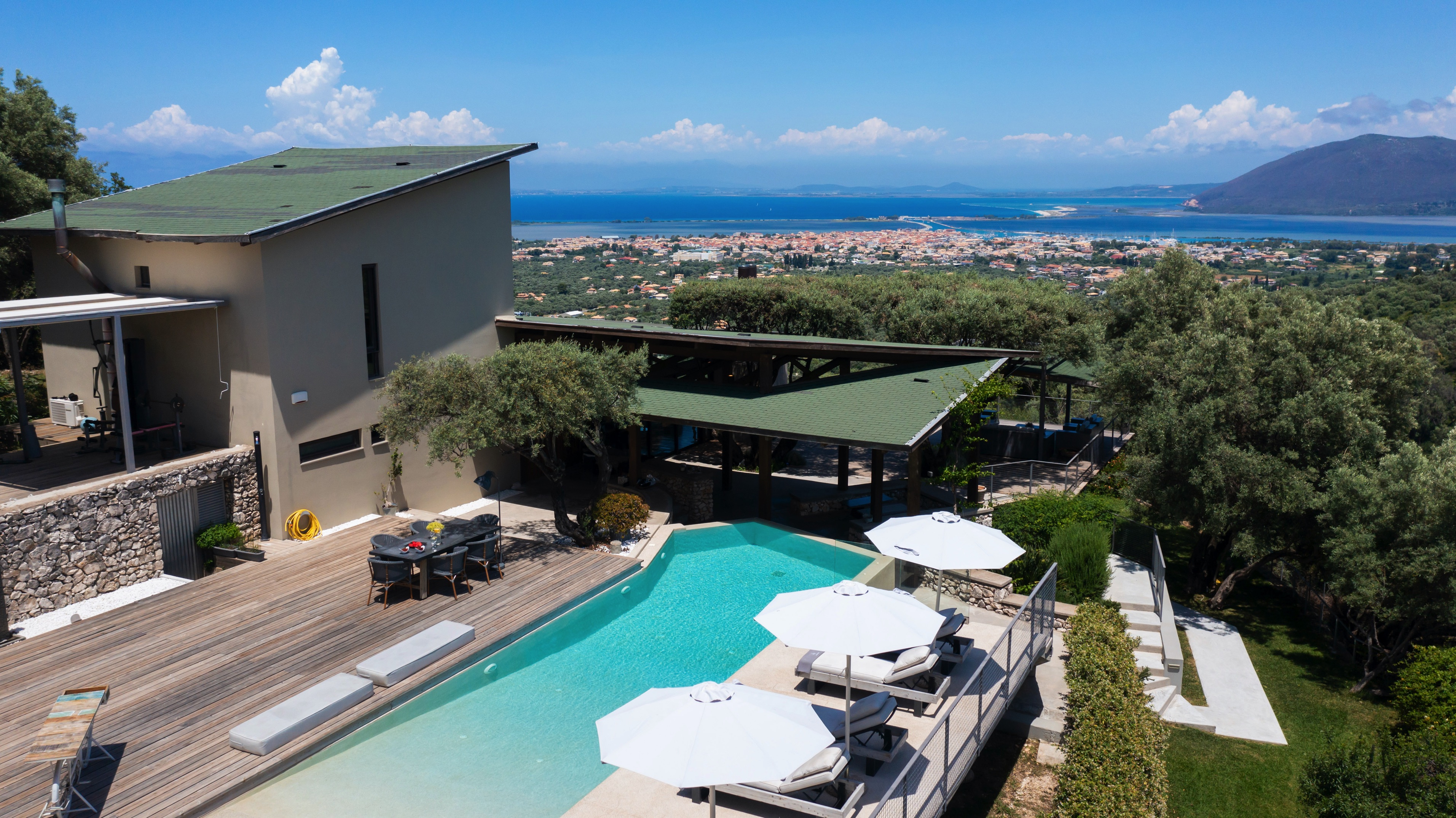 Villa Boreas Agios Lefkada-704300: Luxury 4-Bedroom Villa with Seaview and Pool, Lefkada
