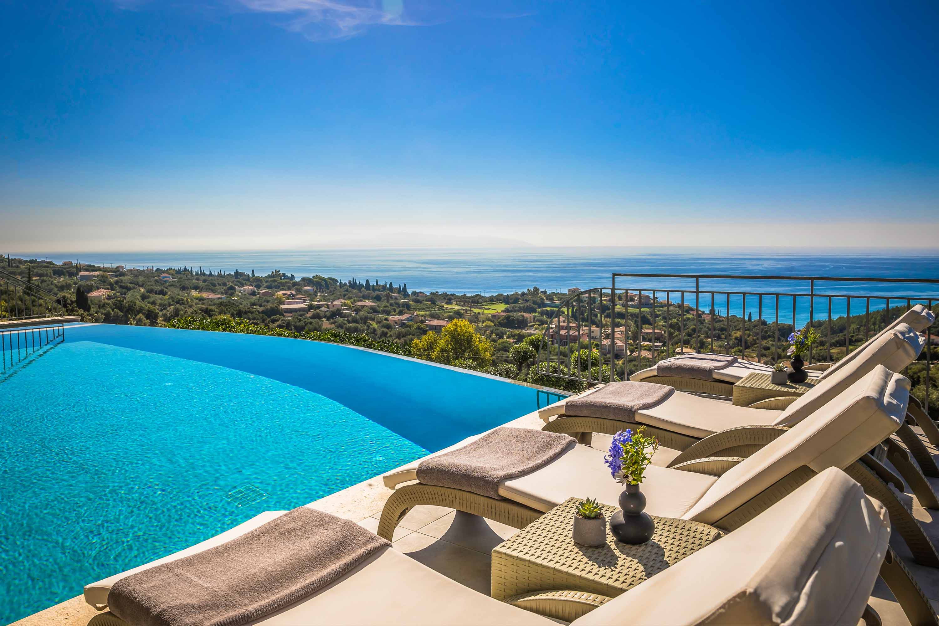 Villa Lysias Kaminakia Livathos-756306: Luxury 4-Bedroom Apartment with Infinity Pool and Sea Views, Kefallonia