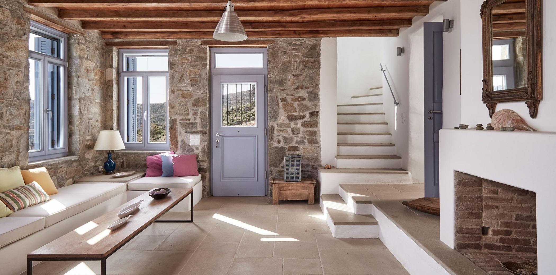 Villa Chrysos Phylakopi Milos Greece: Luxury 3-Bedroom Apartment with Sea Views and Air Conditioning, Milos
