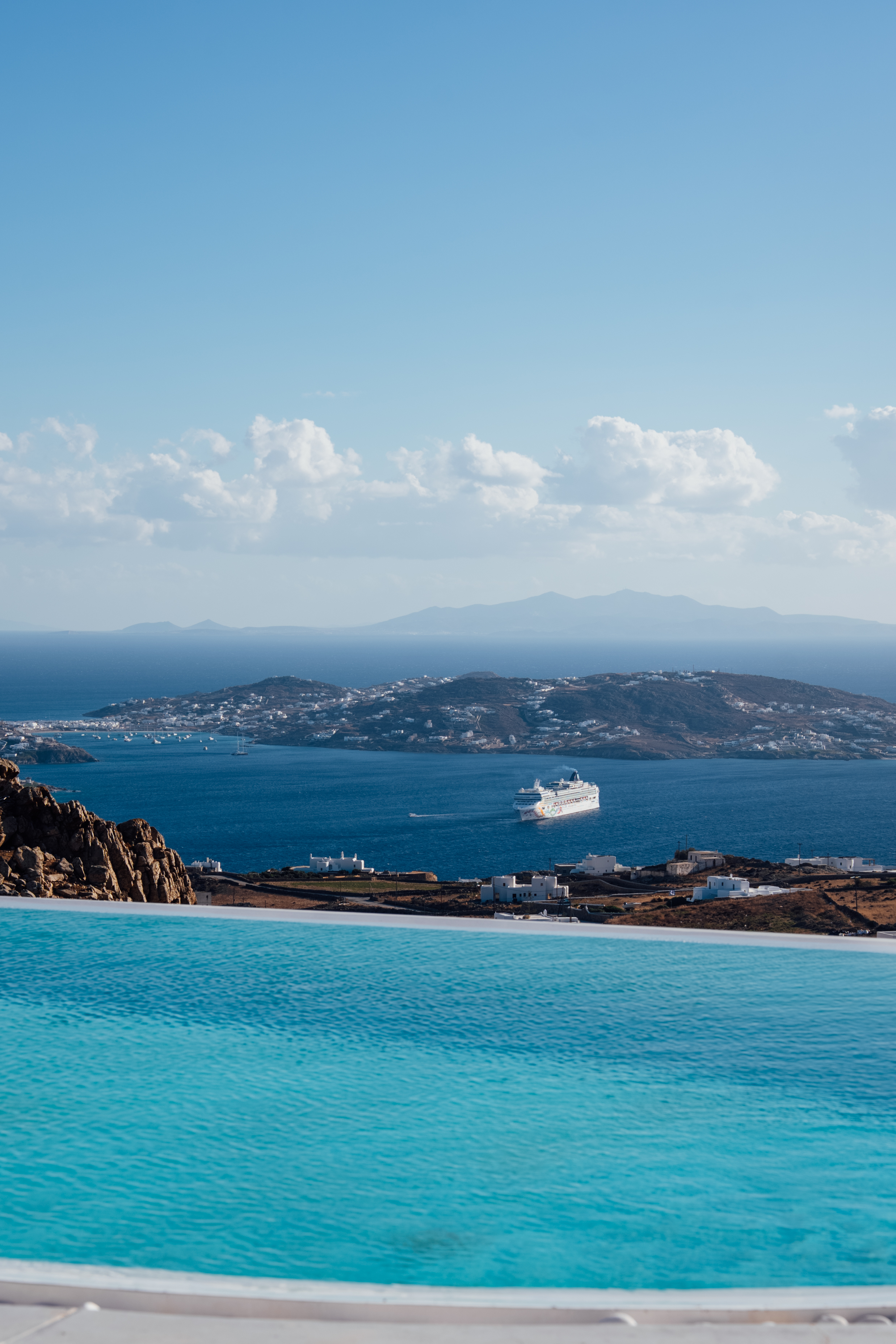 Villa Auge Agios Sostis Faros Armenistis: 8-Bedroom Luxury Villa with Infinity Pool and Sea Views, Mykonos