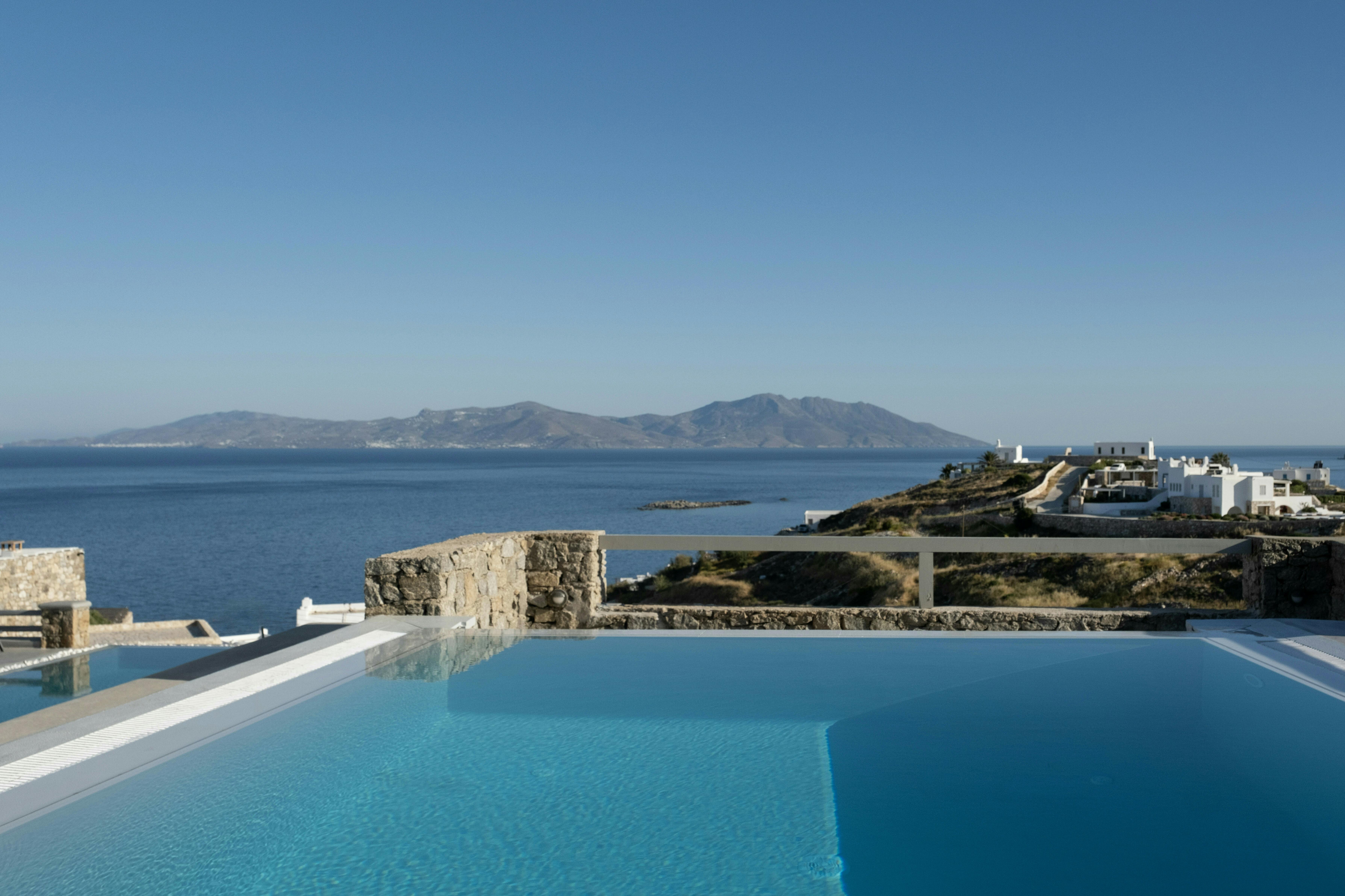 Villa Lefkos Kapari Mykonos: Elegant 4-Bedroom Villa with Seaviews and Pool, Mykonos