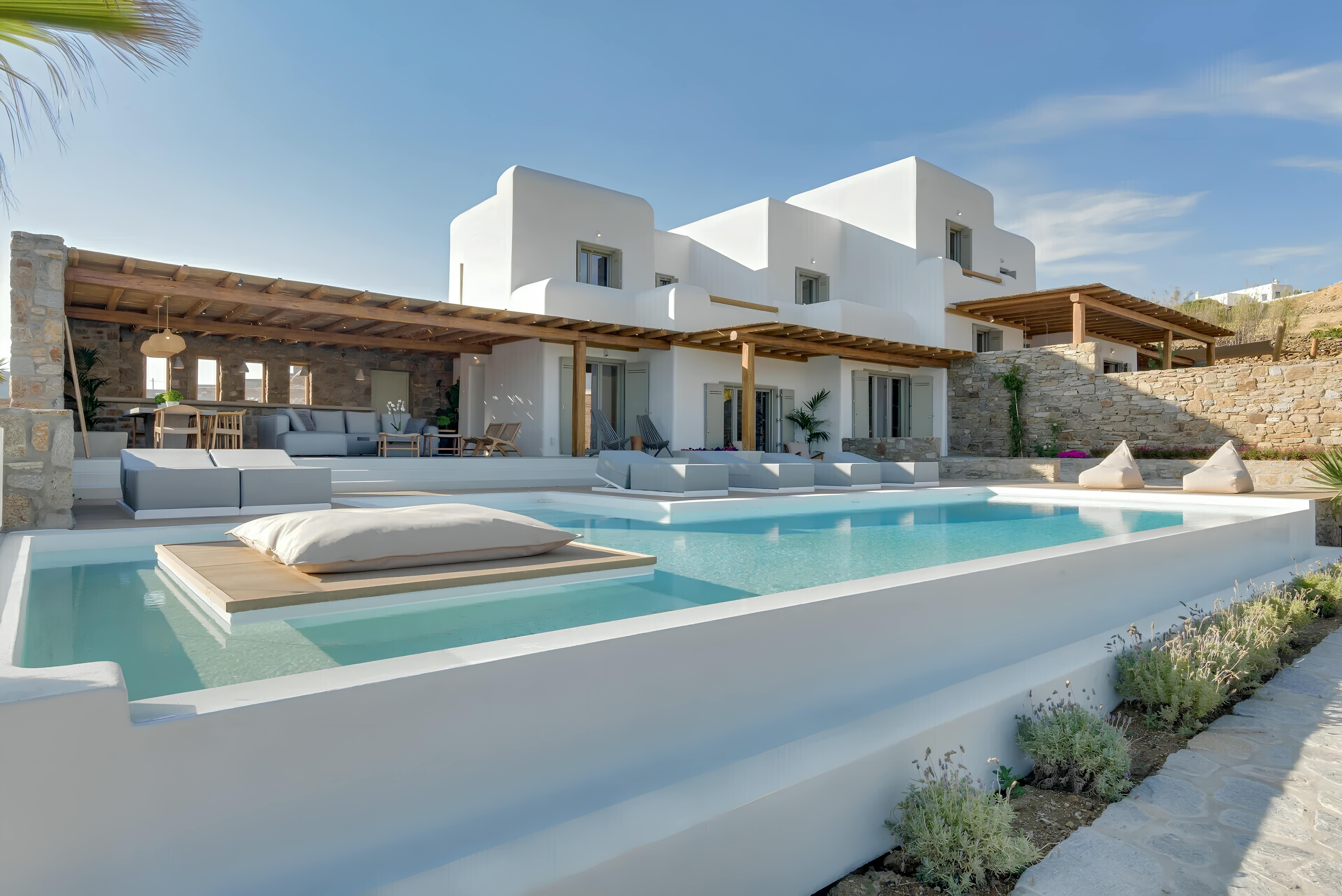 Villa Lysias Agios Stefanos Mykonos: Luxury 5-Bedroom Villa with Seaview and Pool, Mykonos