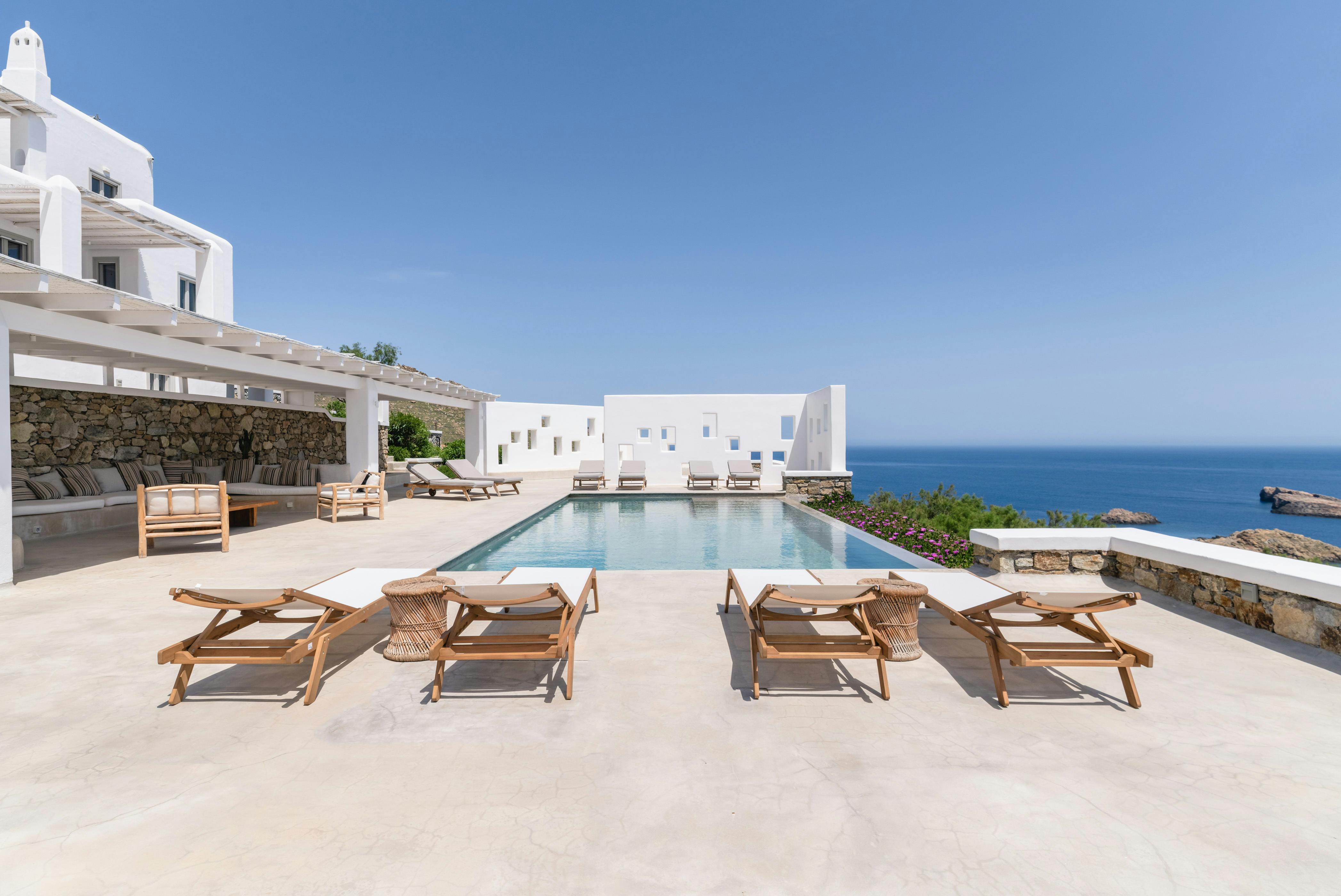 Villa Lefkos Ornos Mykonos: Luxury 7-Bedroom Villa with Seaview and Pool, Mykonos