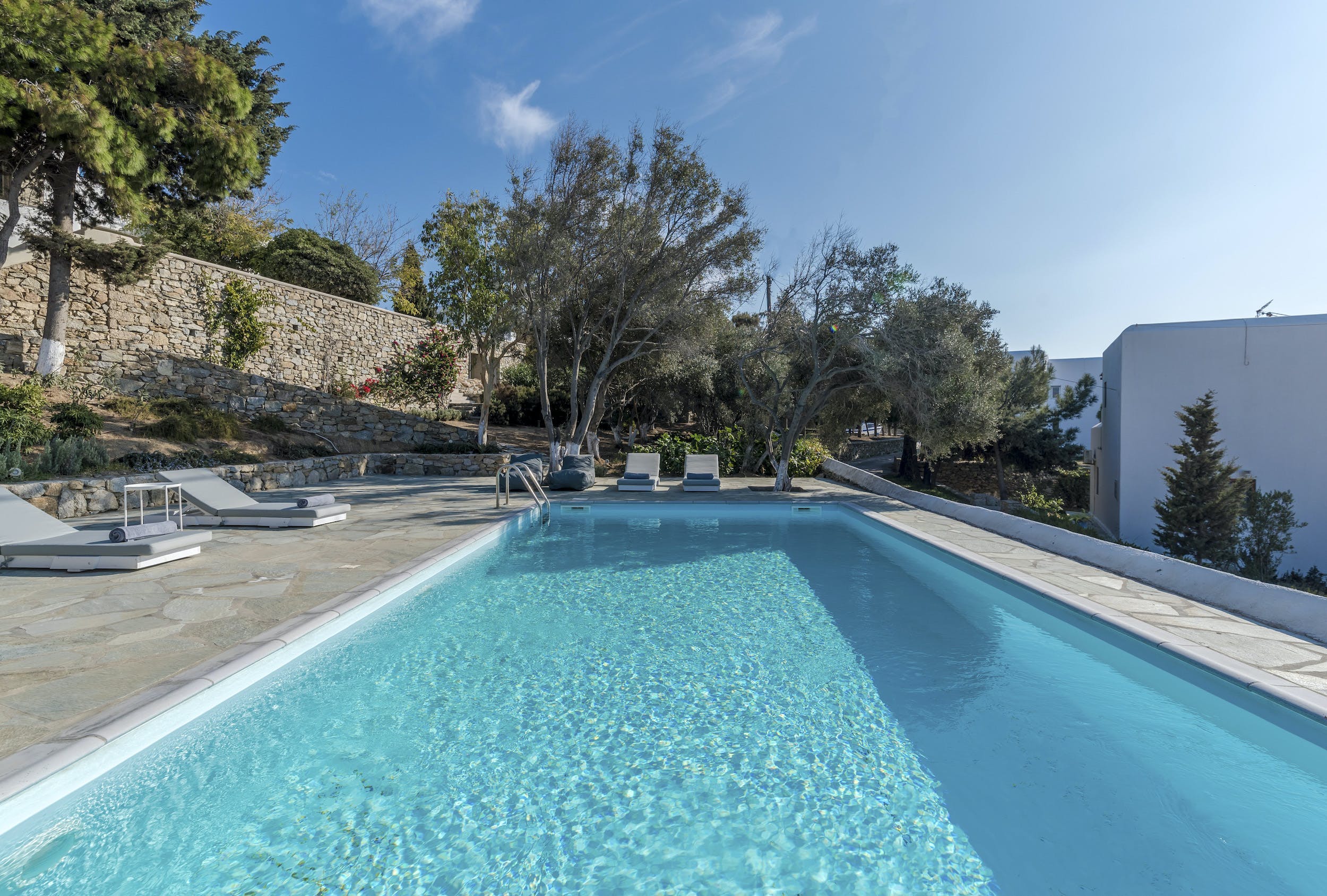 Villa Lefkos Ano Mera Mykonos: Elegant 4-Bedroom Apartment with Seaview and Pool, Mykonos