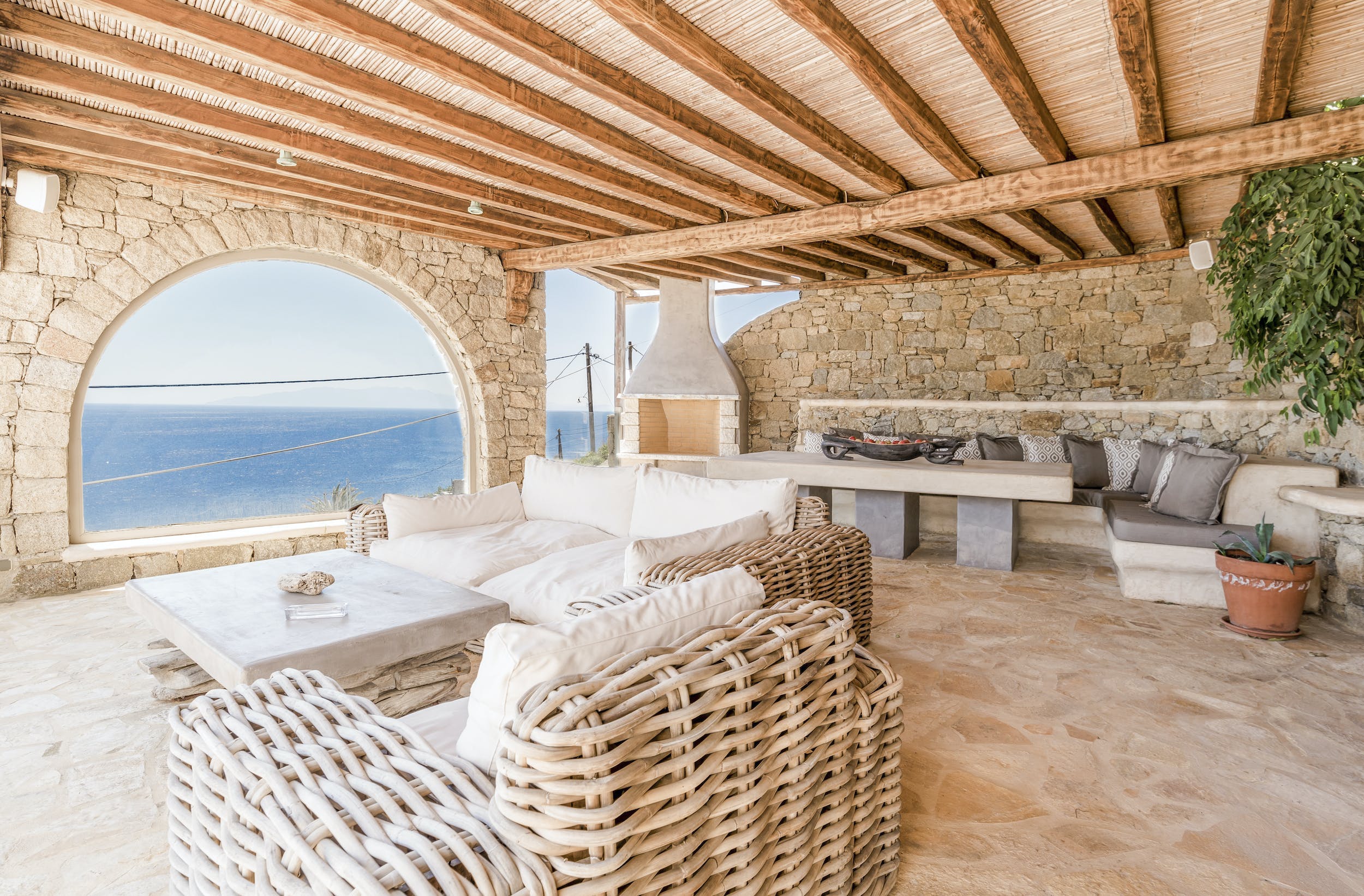 Villa Lefki Panormos Mykonos: Spacious 5-Bedroom Luxury Apartment with Stunning Seaview, Mykonos