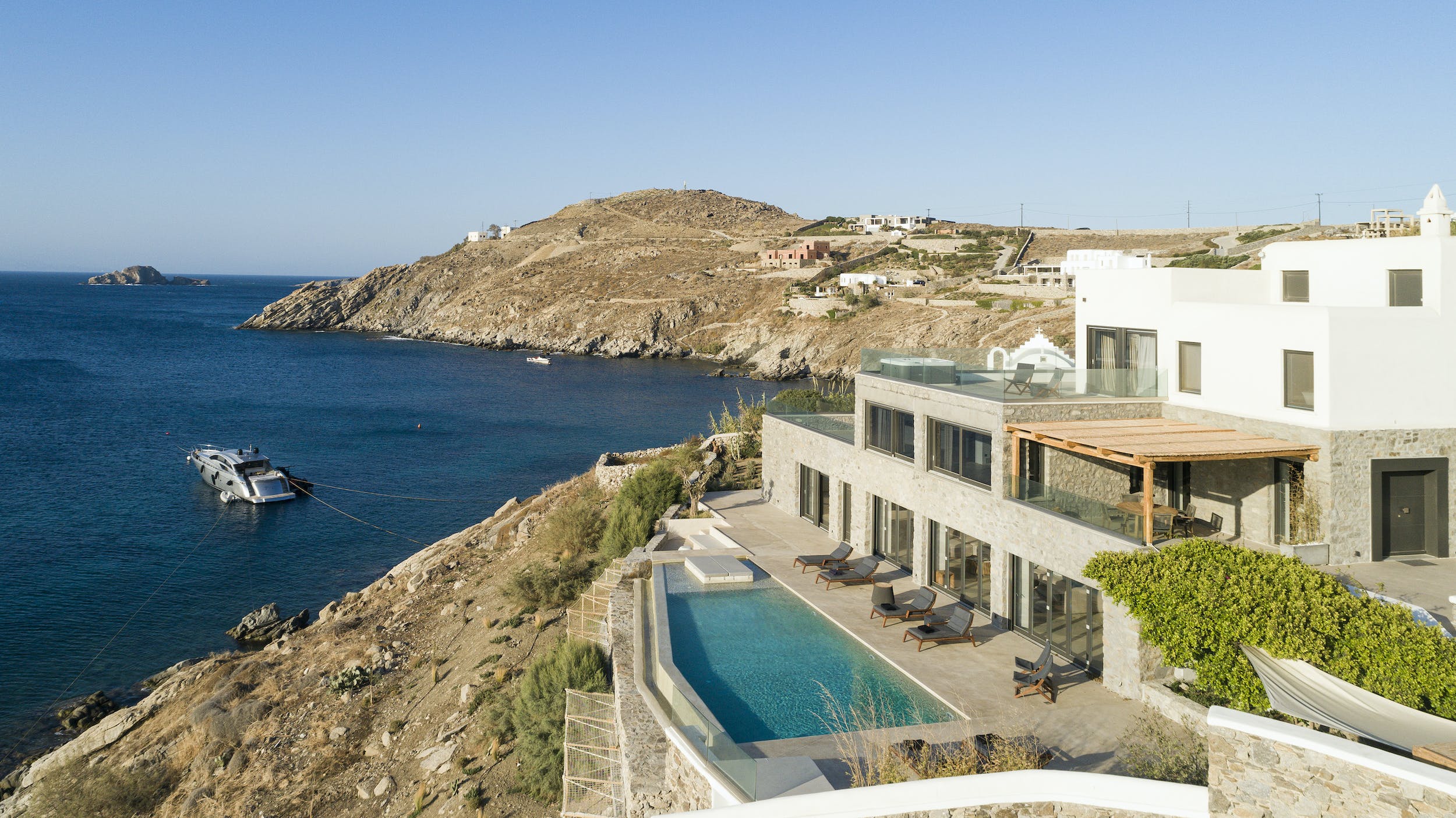 Villa Boreas Lia Mykonos: Luxury 6-Bedroom Beachfront Apartment with Seaviews, Mykonos